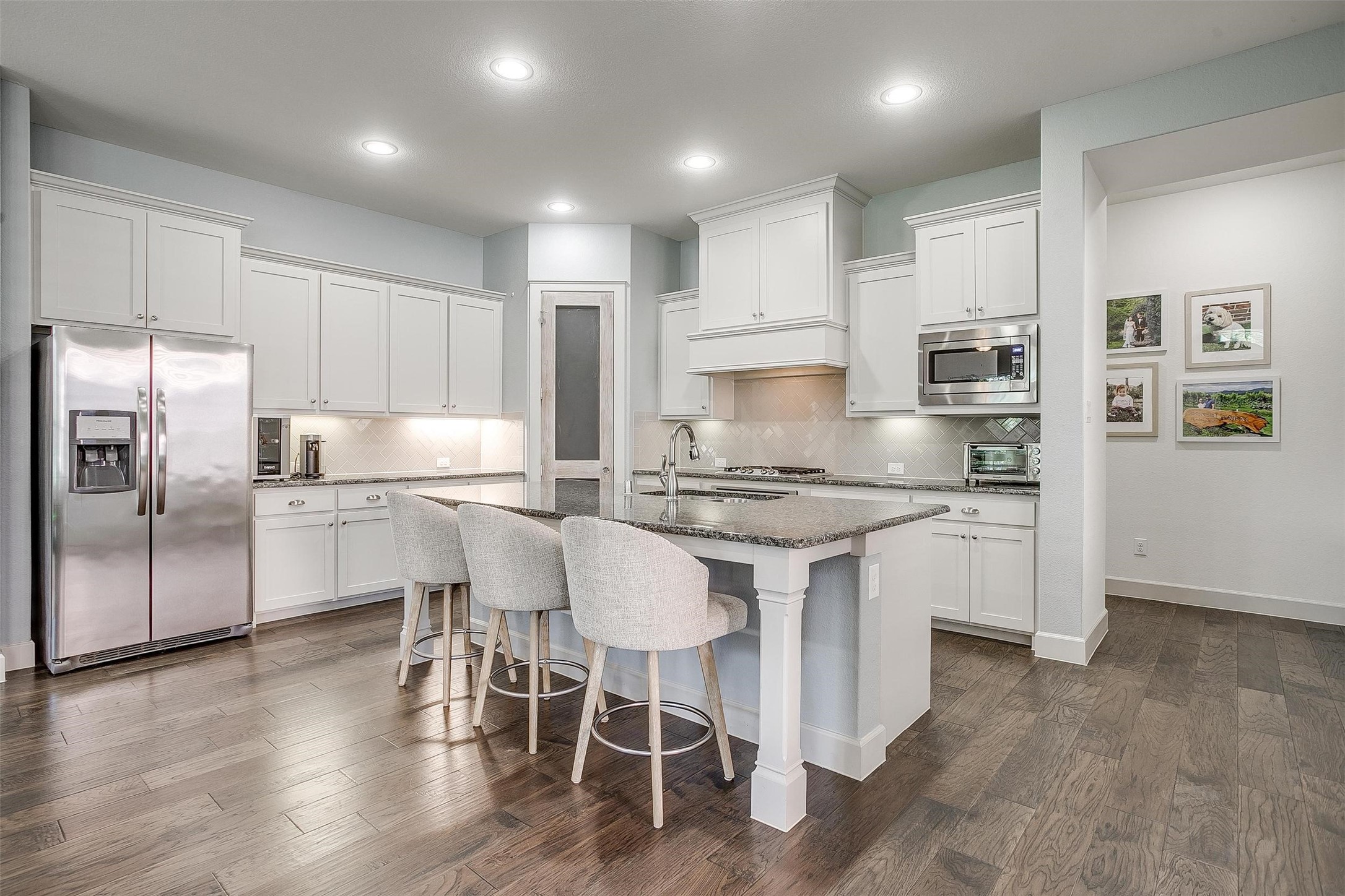 1416 French Violet Way