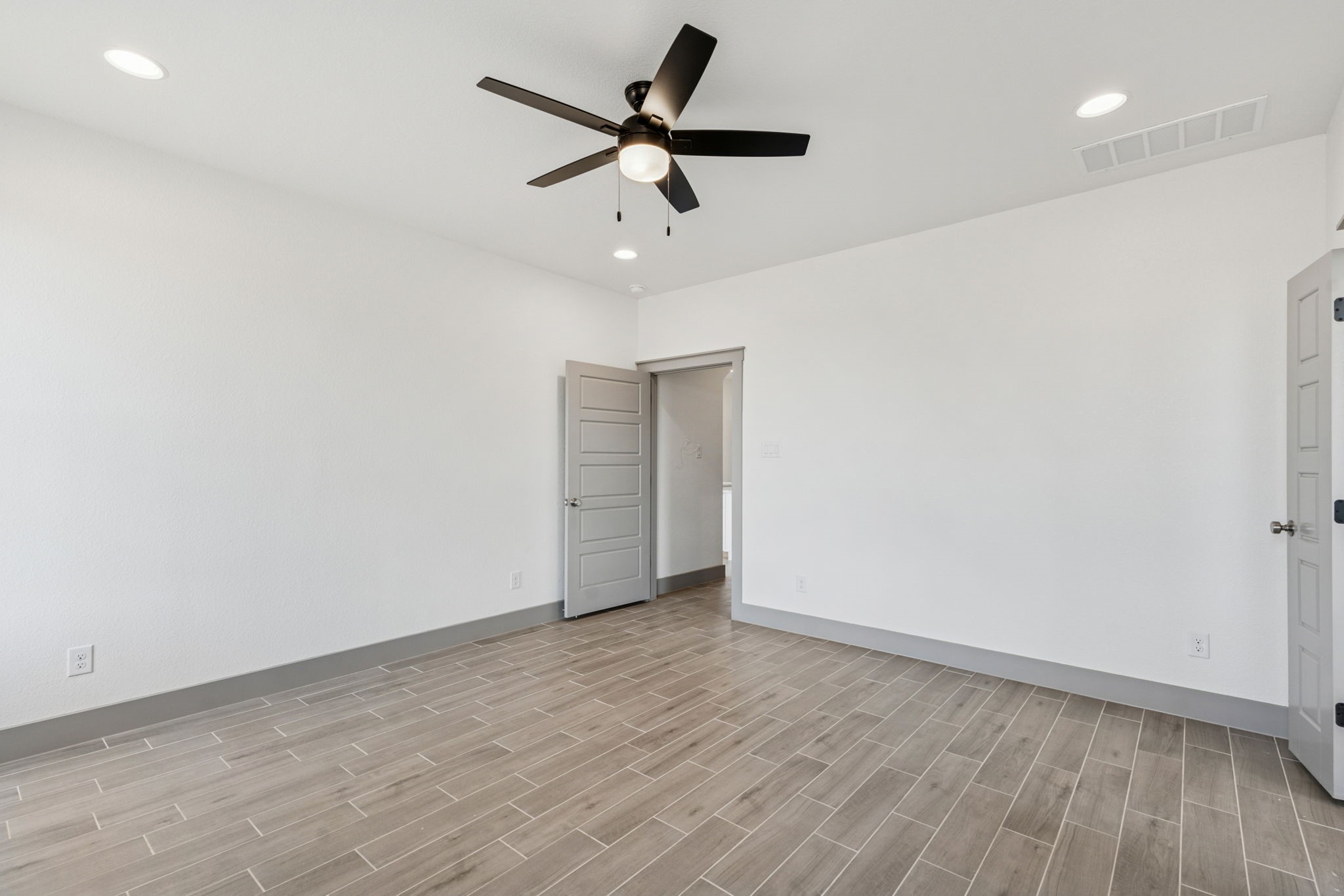 106 Maverick Way