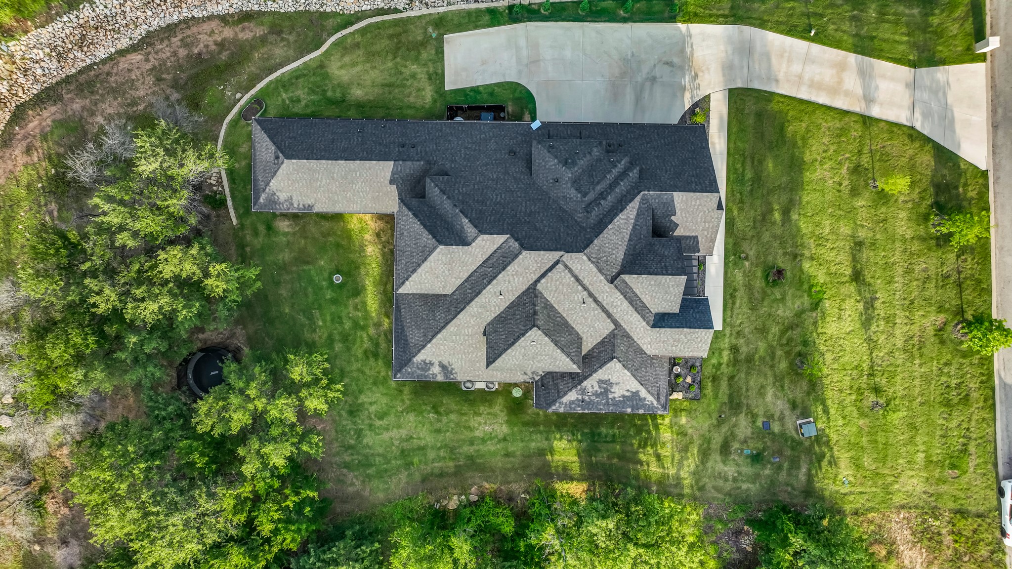 141 Lakeside Drive