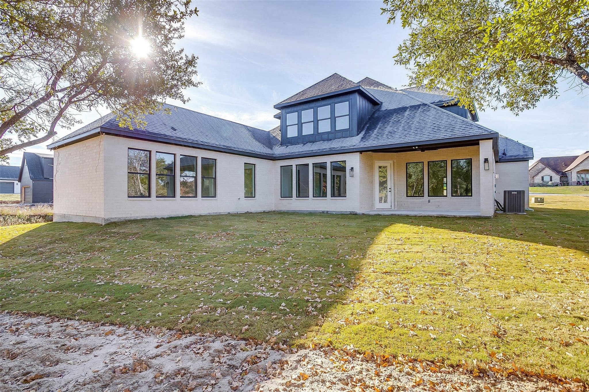 141 Lakeside Drive