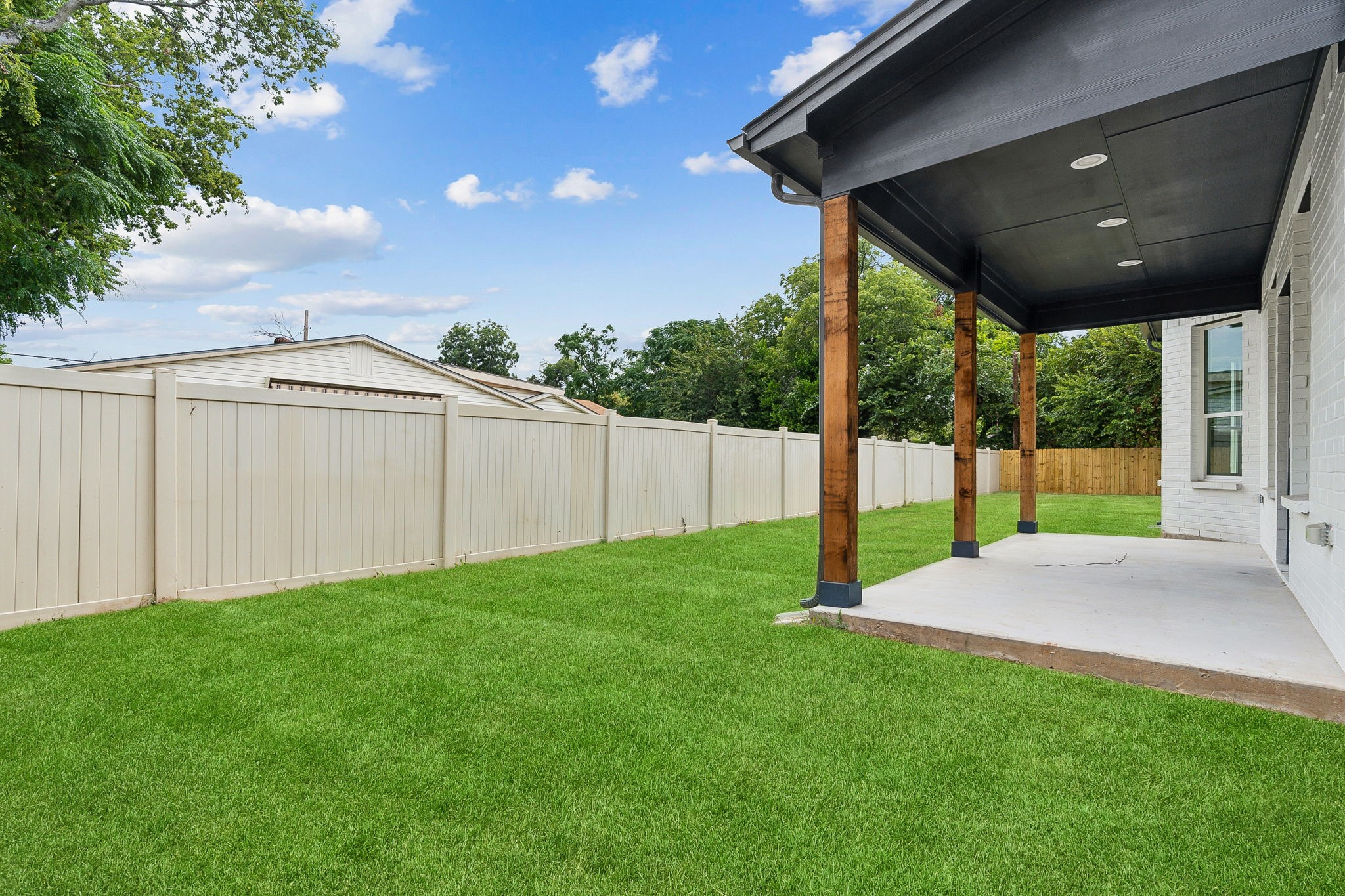 5720 Randolph Court