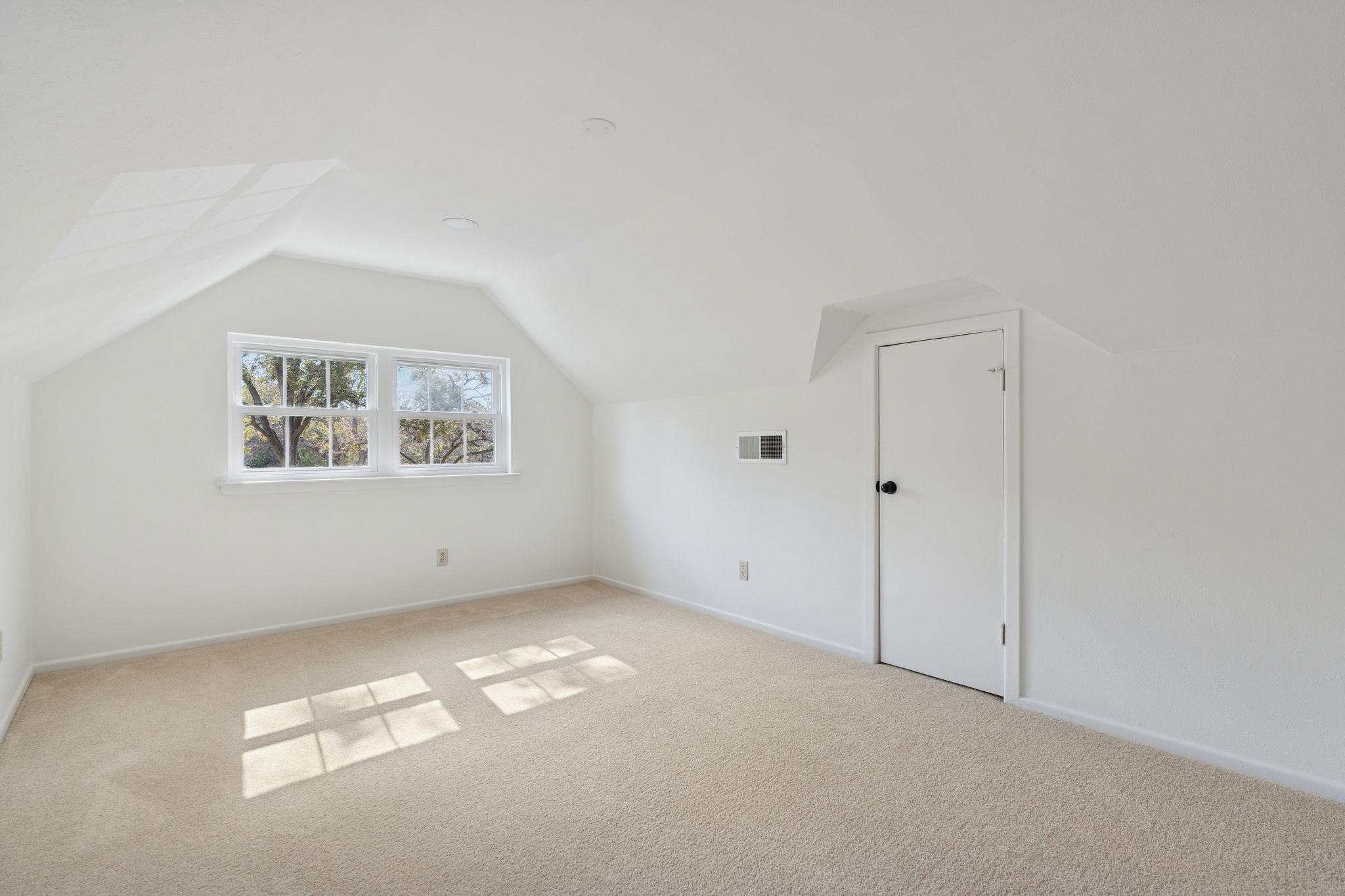 3905 Marys Creek Drive