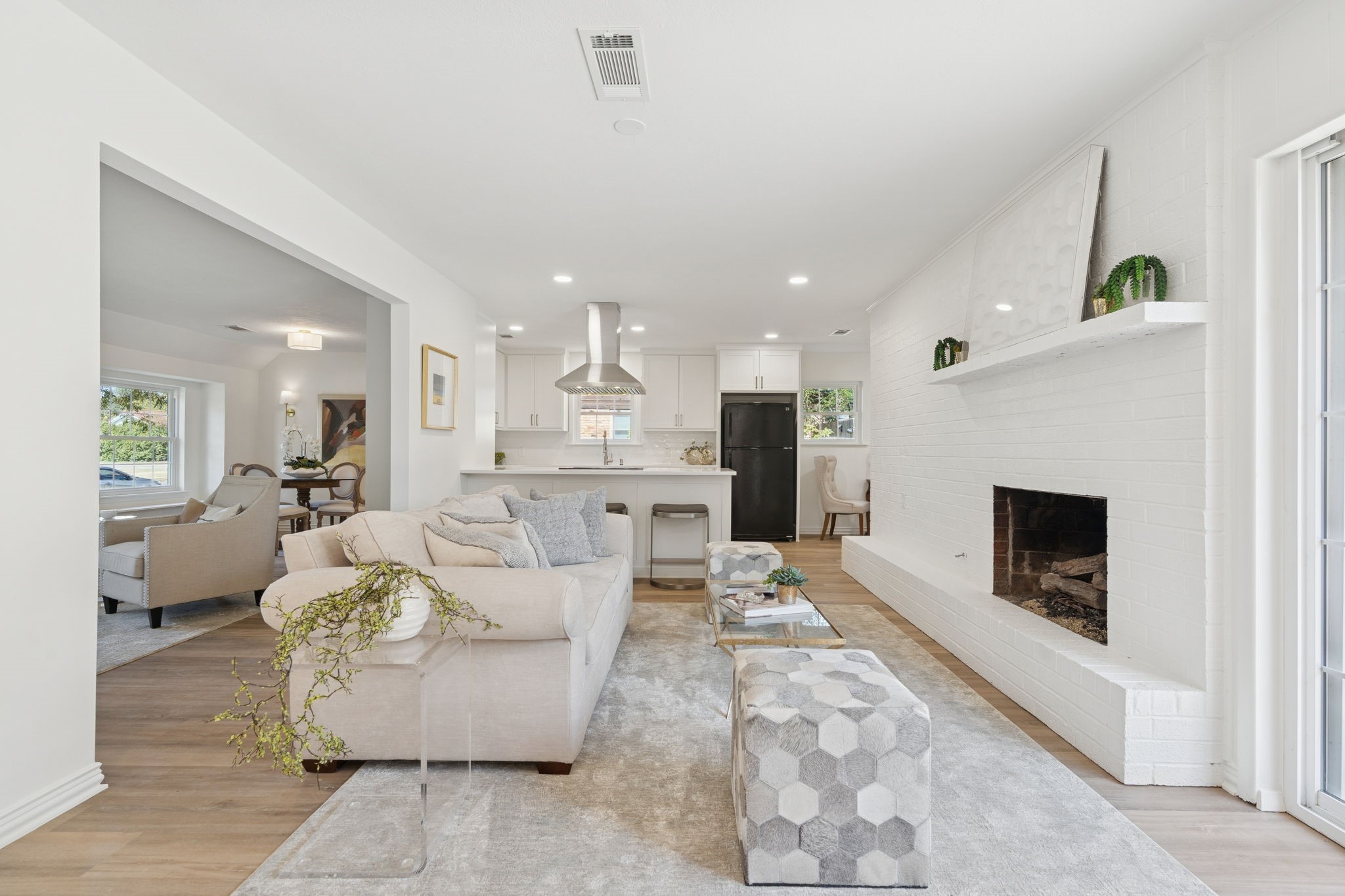 3905 Marys Creek Drive