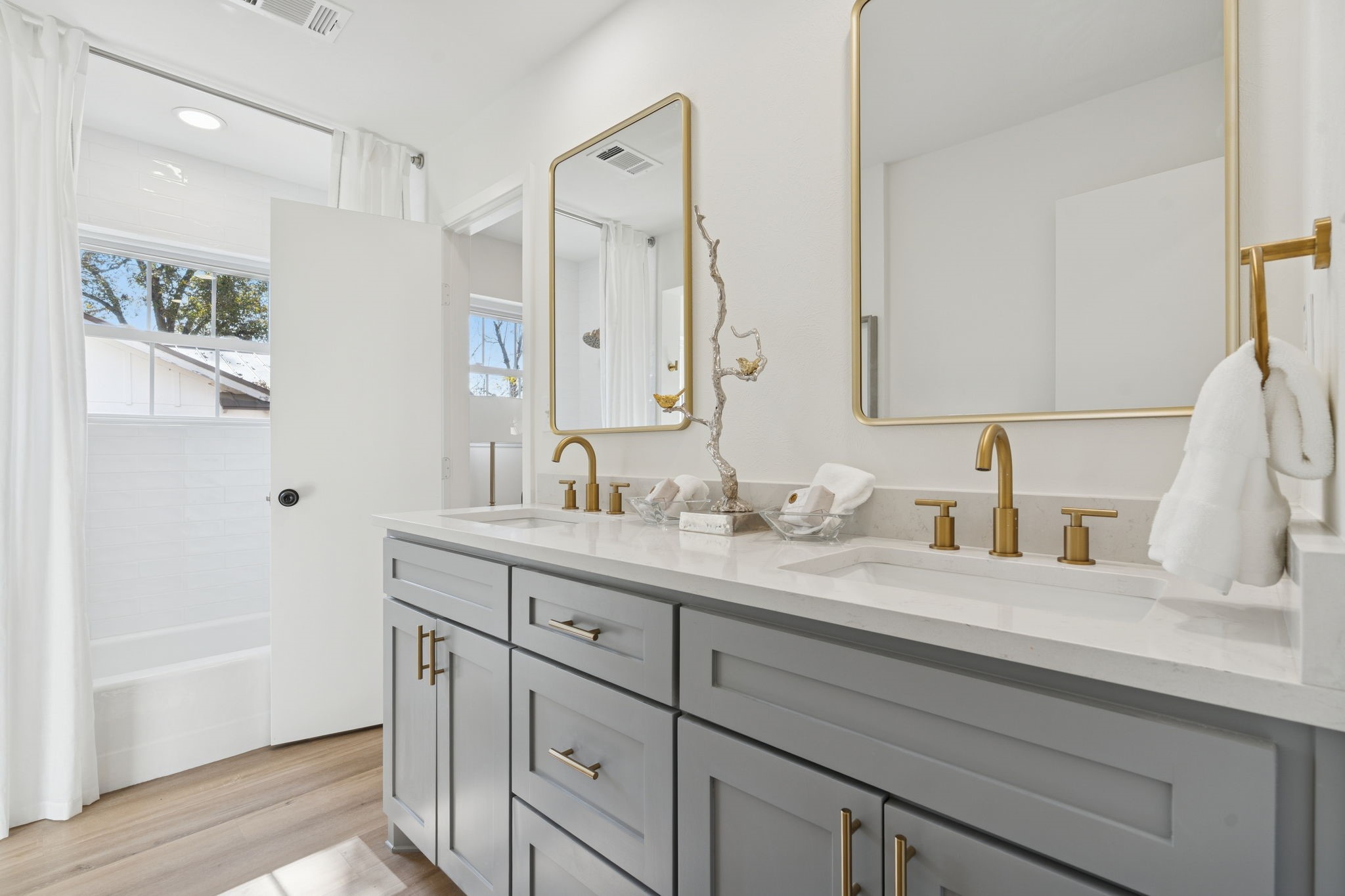 3905 Marys Creek Drive