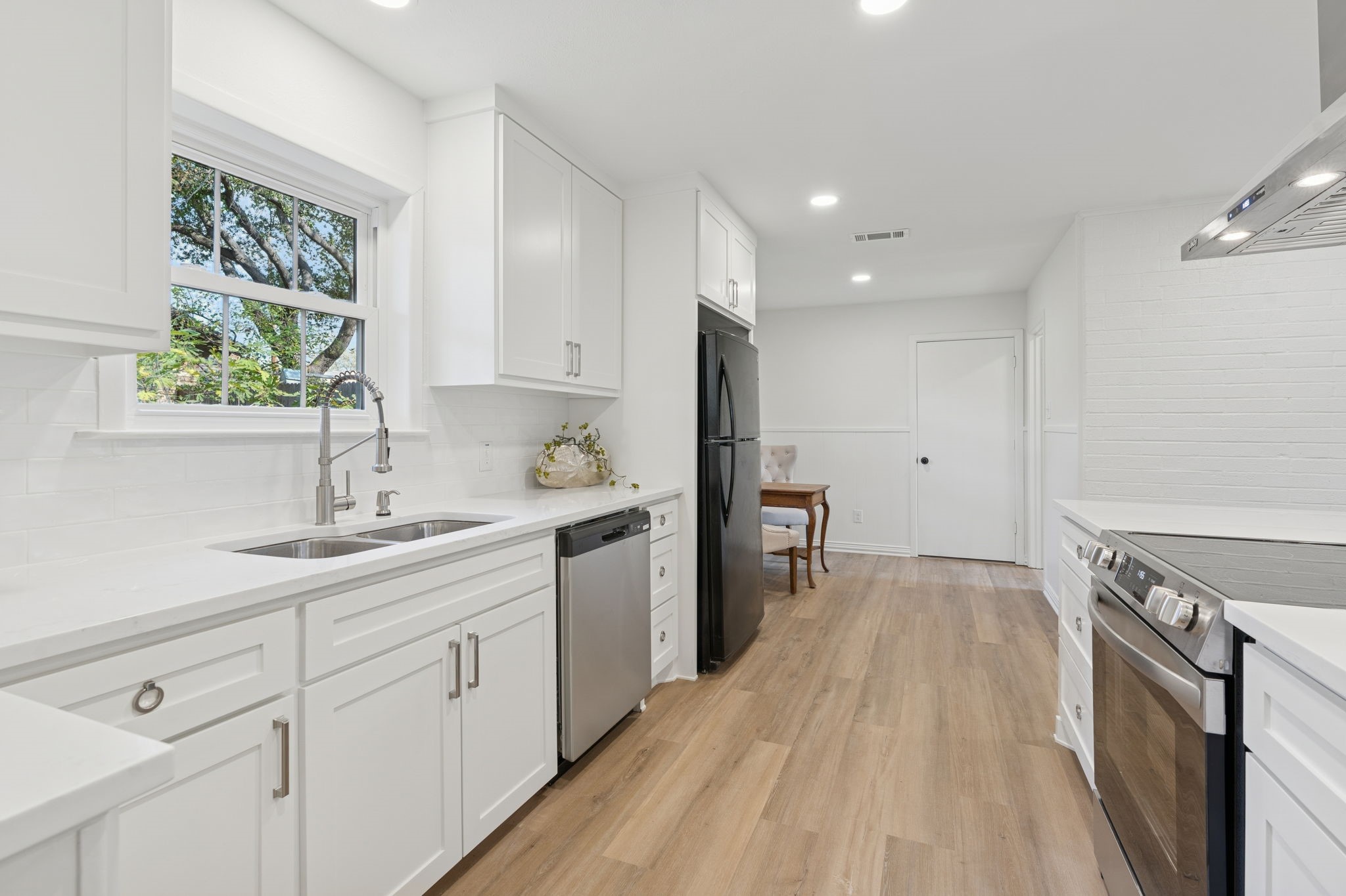 3905 Marys Creek Drive