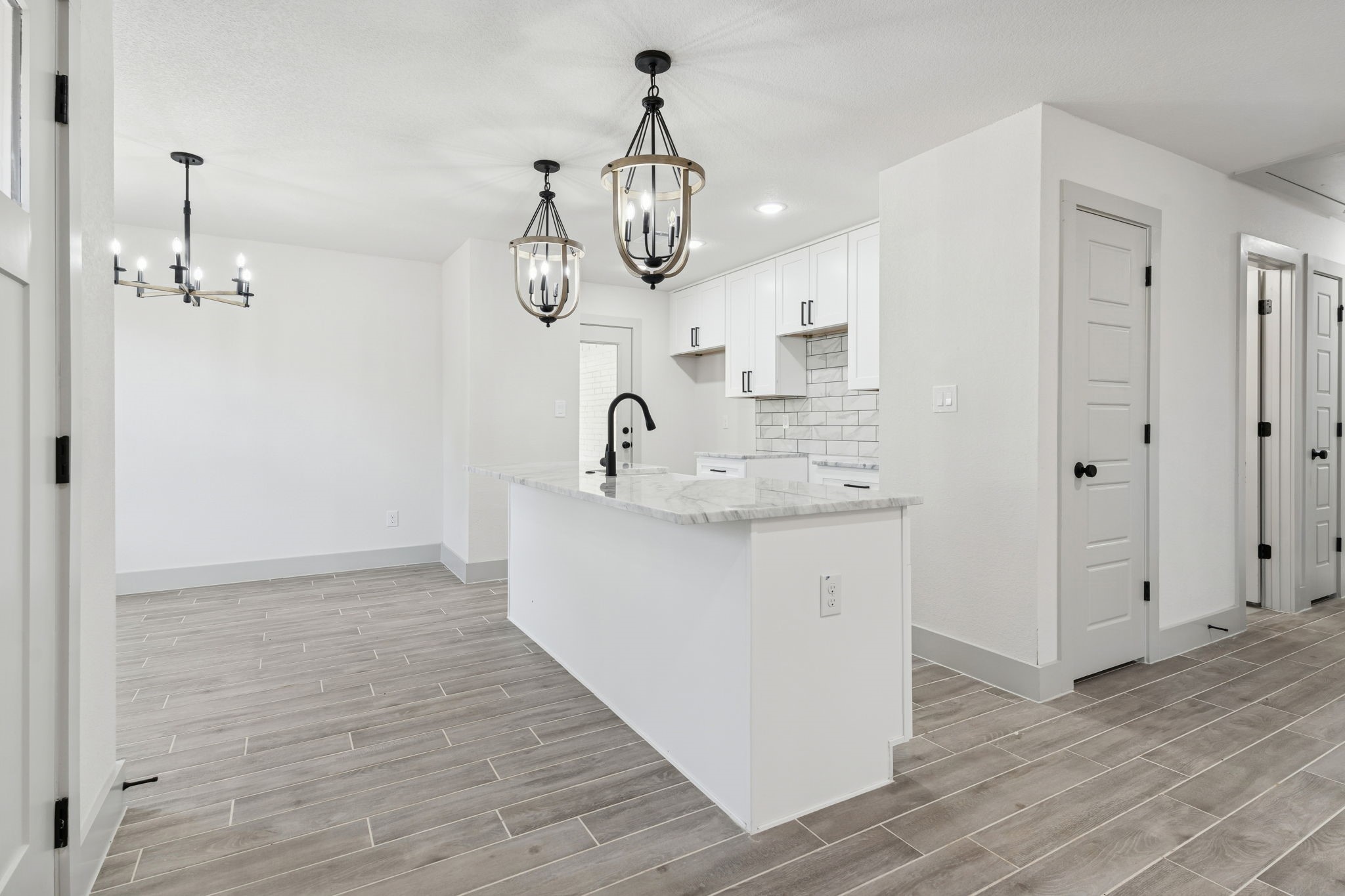 5637 Mesa Loop