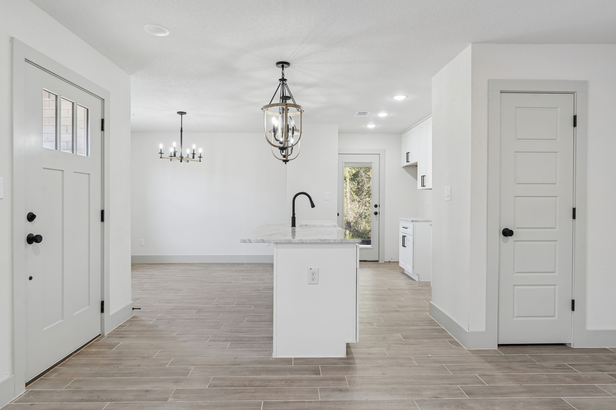 5637 Mesa Loop