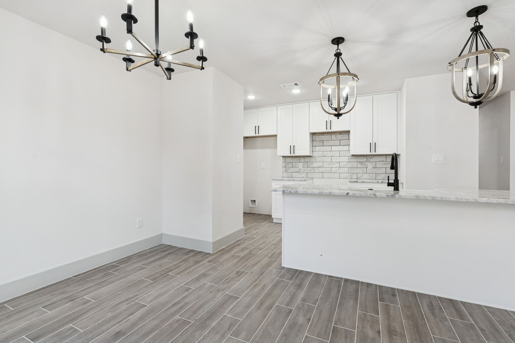 5637 Mesa Loop