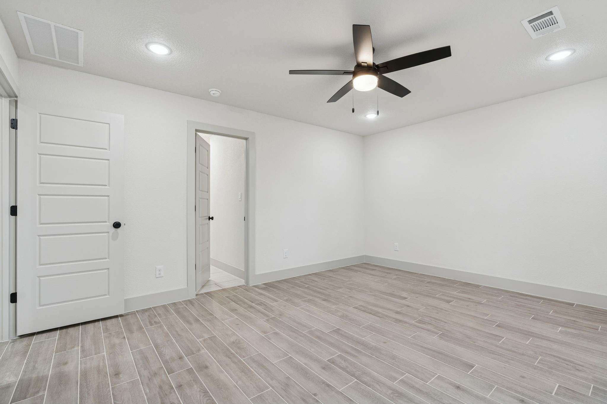 5637 Mesa Loop