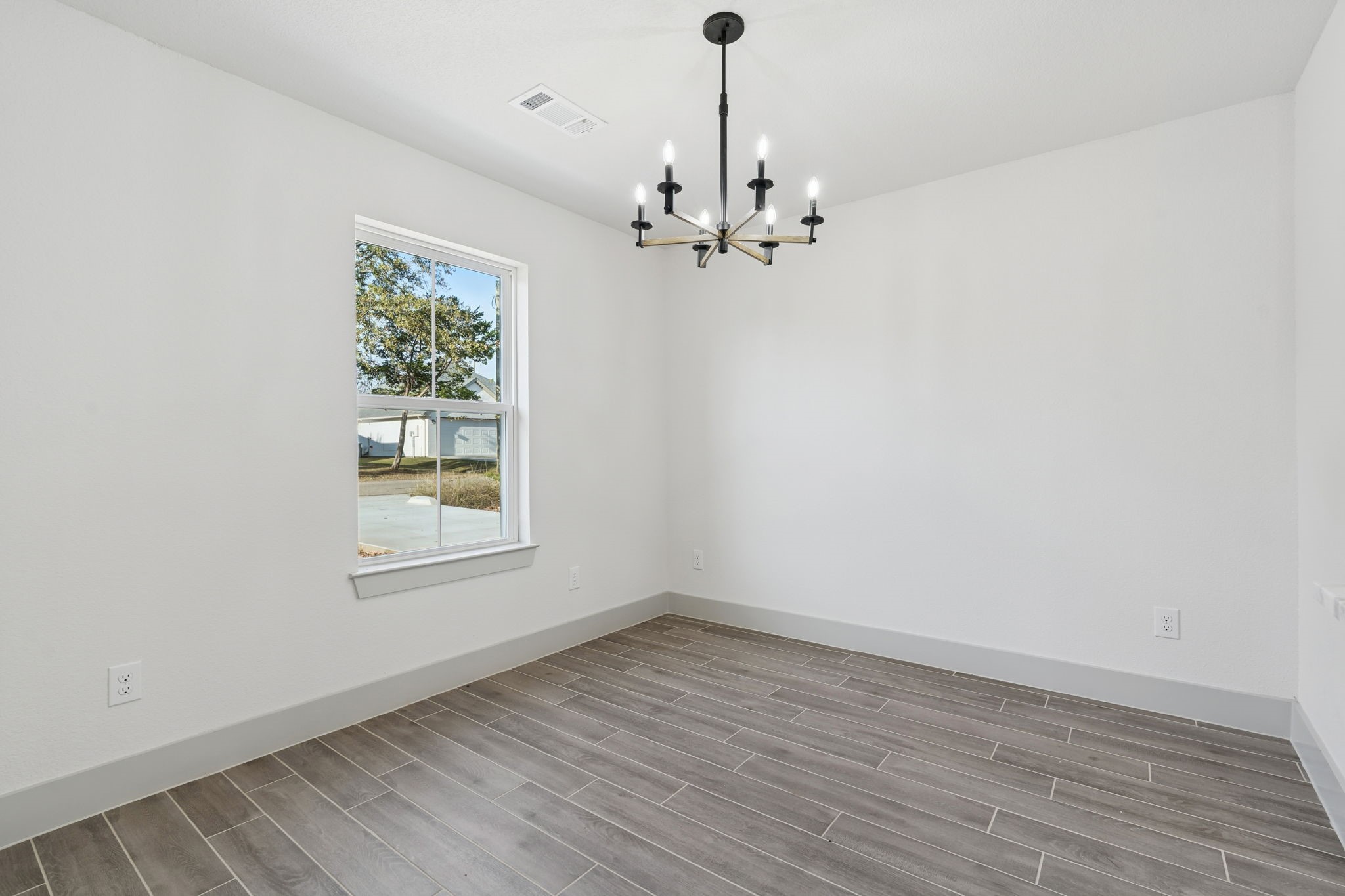 5637 Mesa Loop