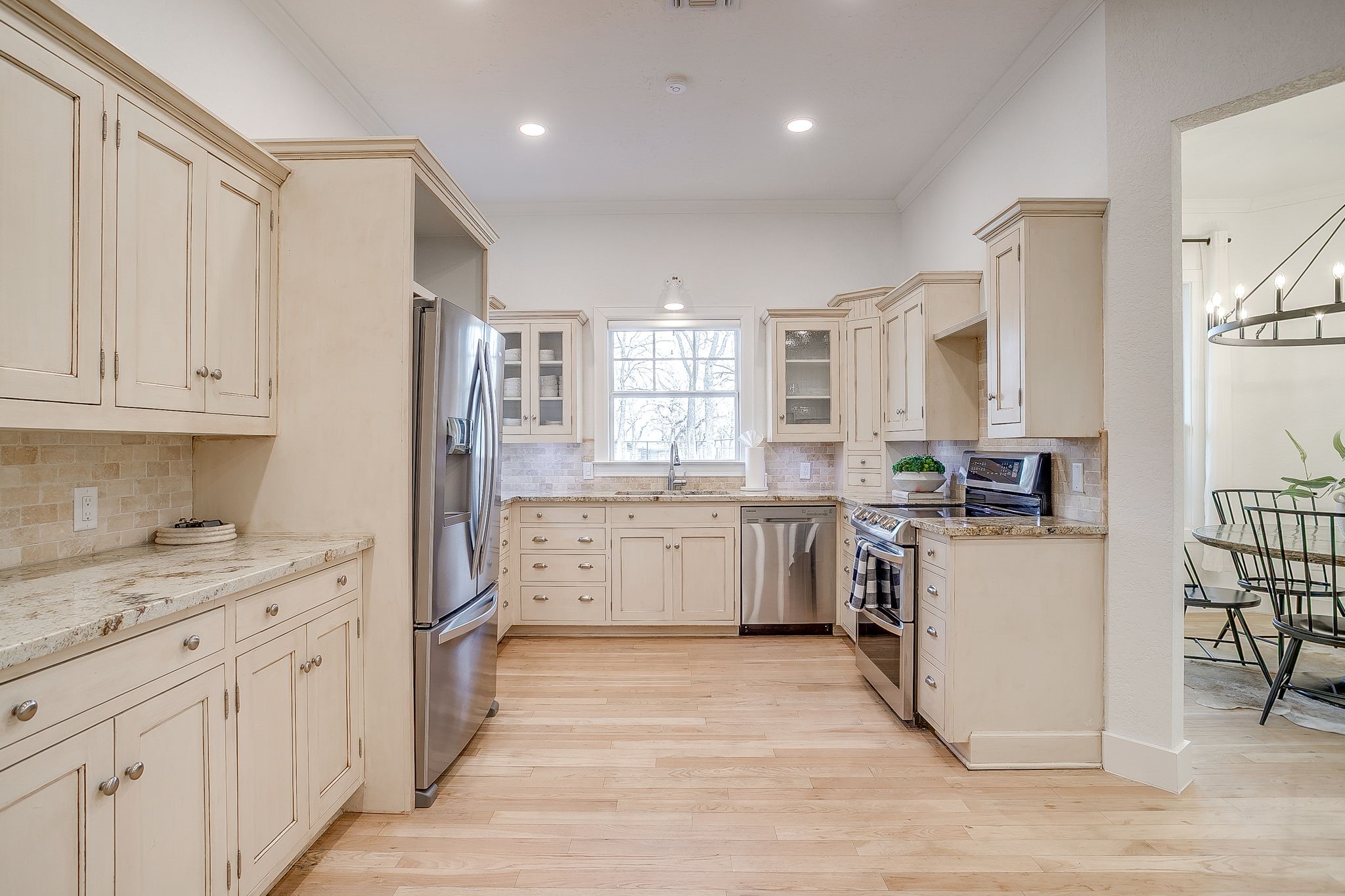 1114 Briarwood Street