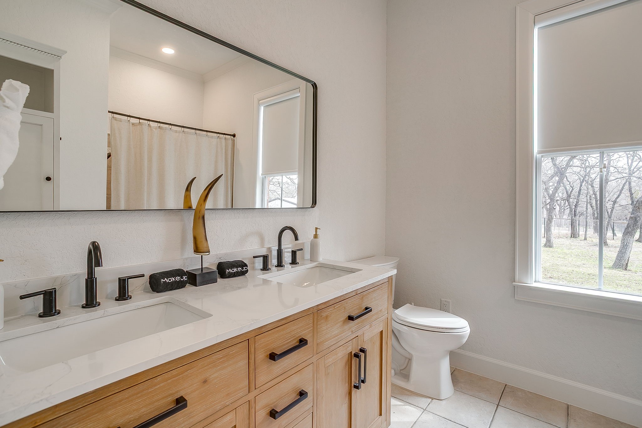 1114 Briarwood Street