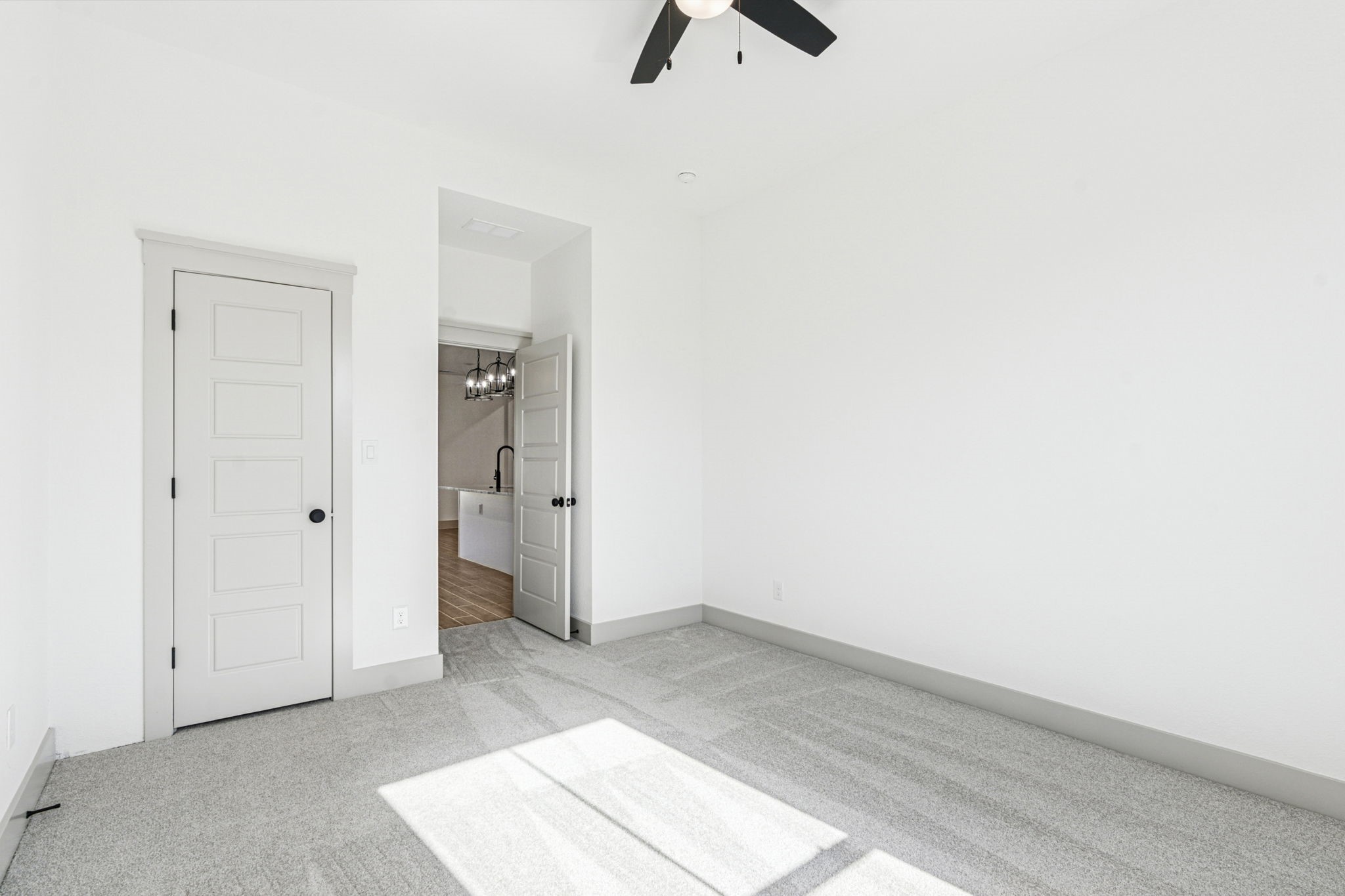 5012 Elizabeth Street