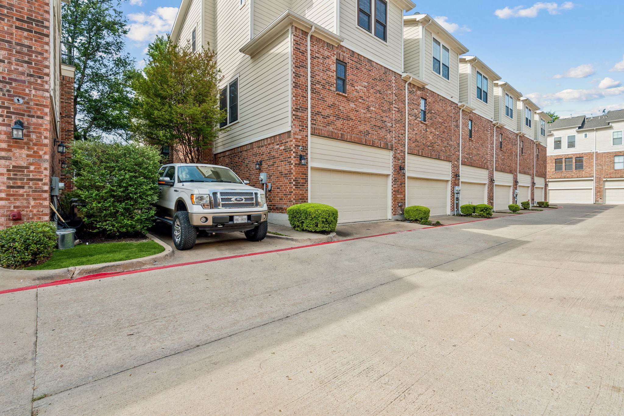 3825 Birkdale Drive