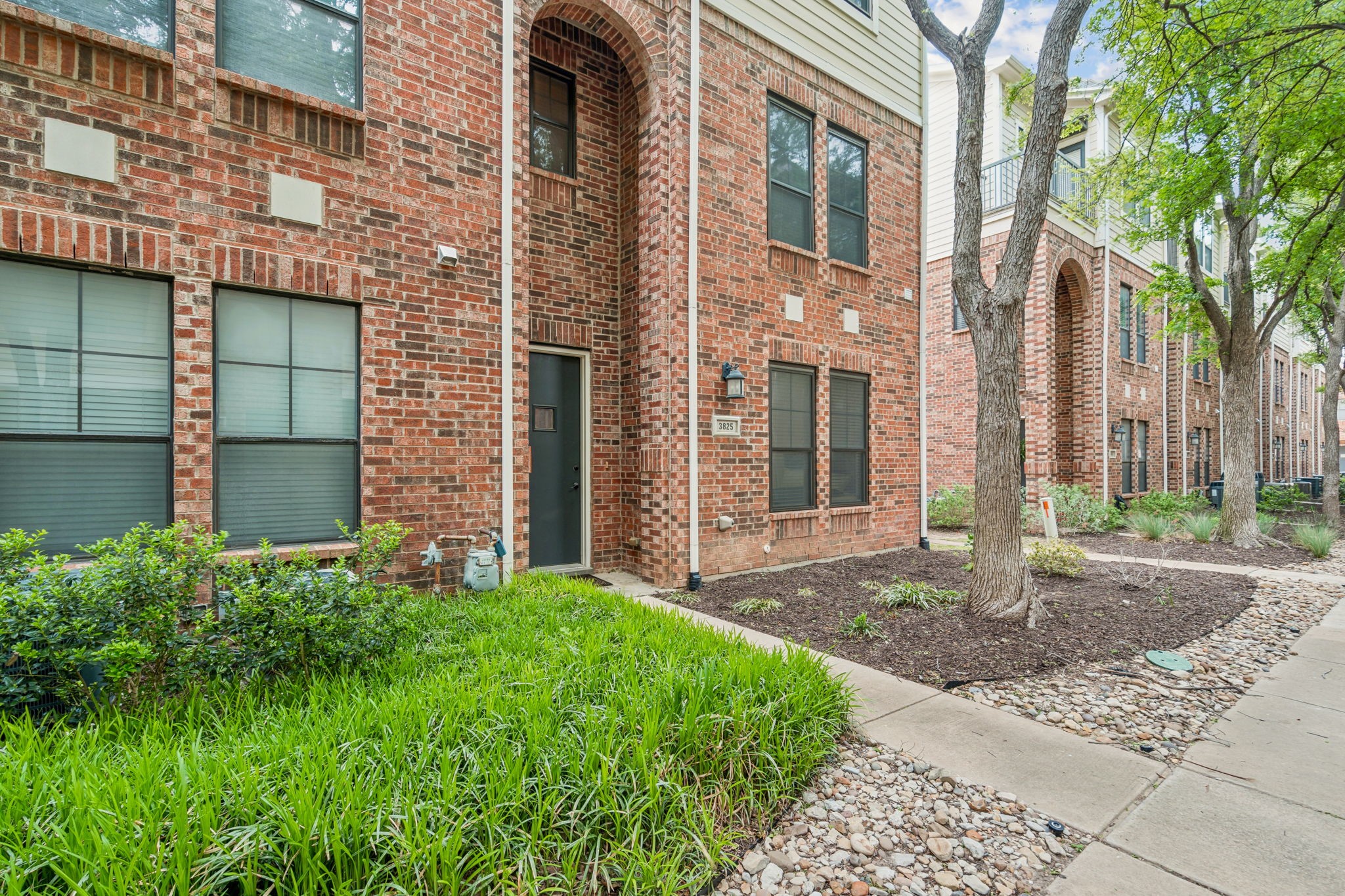 3825 Birkdale Drive