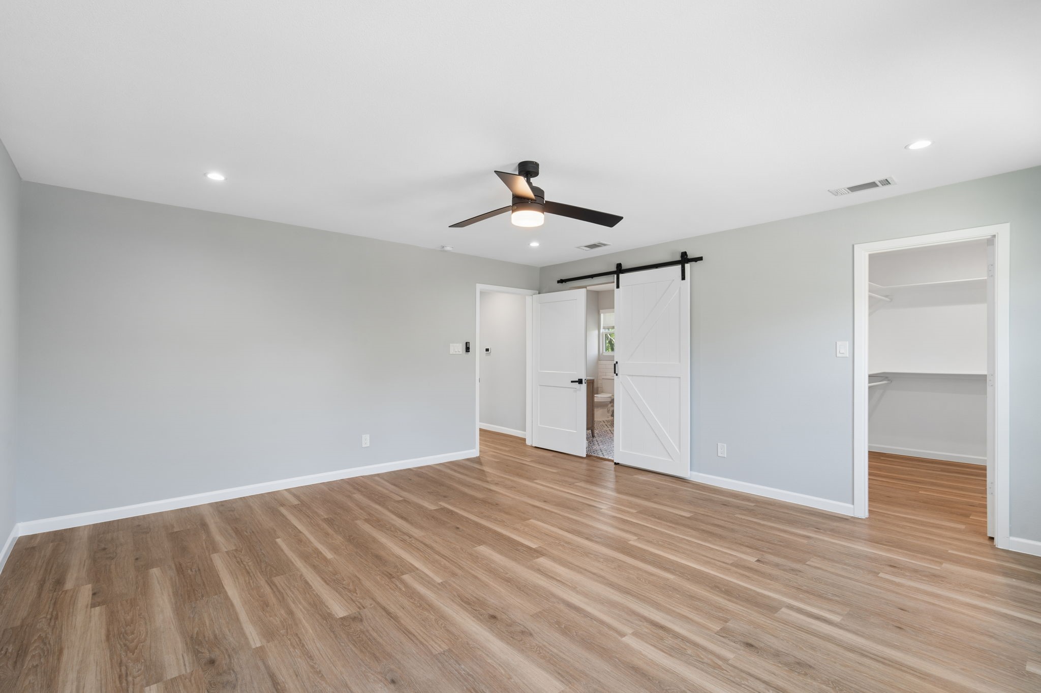 2728 Livingston Avenue