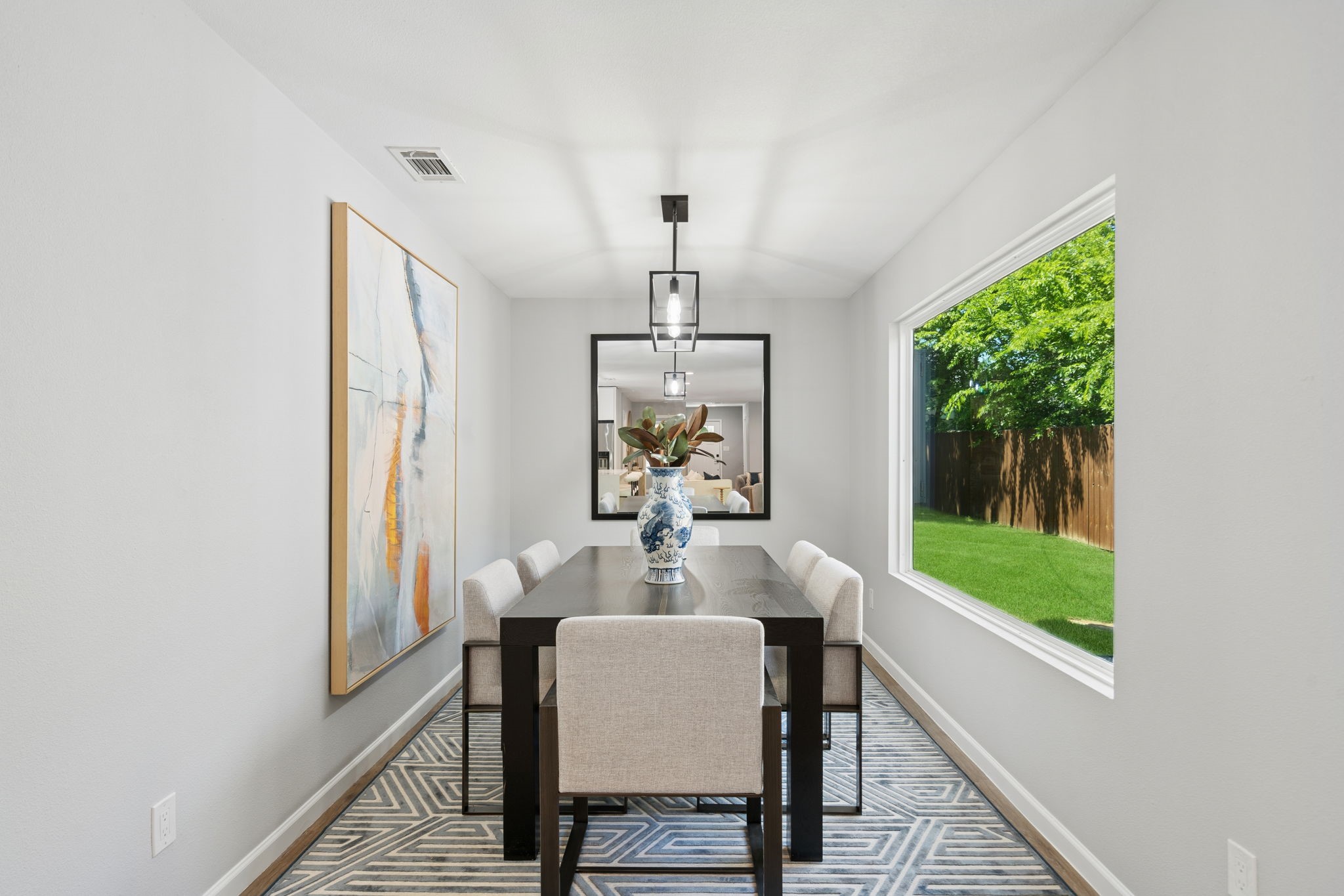 2728 Livingston Avenue