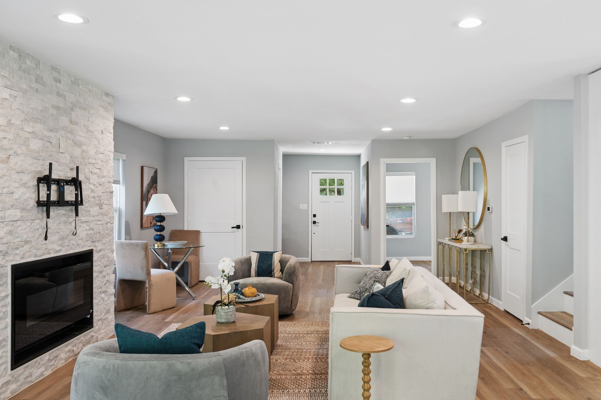 2728 Livingston Avenue