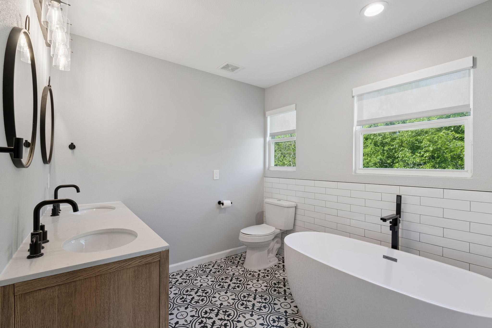 2728 Livingston Avenue