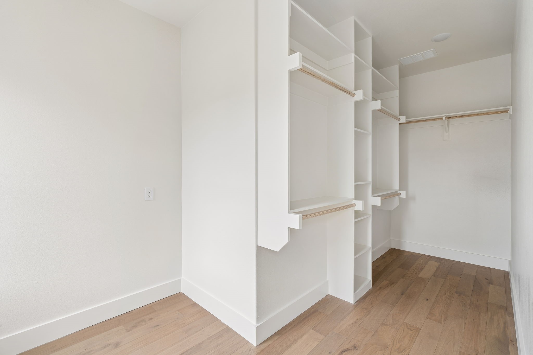 2731 Azalea Park Circle