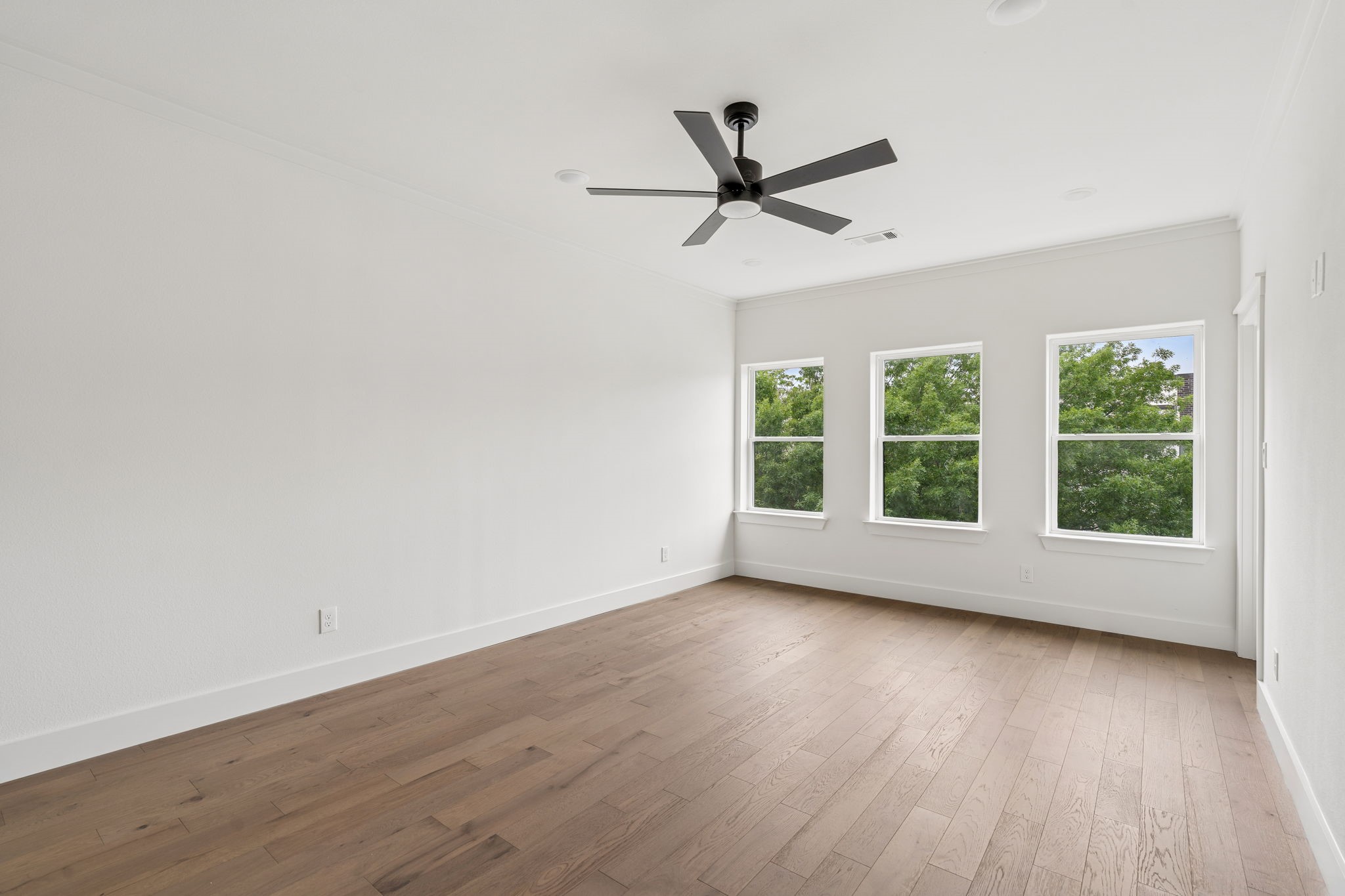 2731 Azalea Park Circle