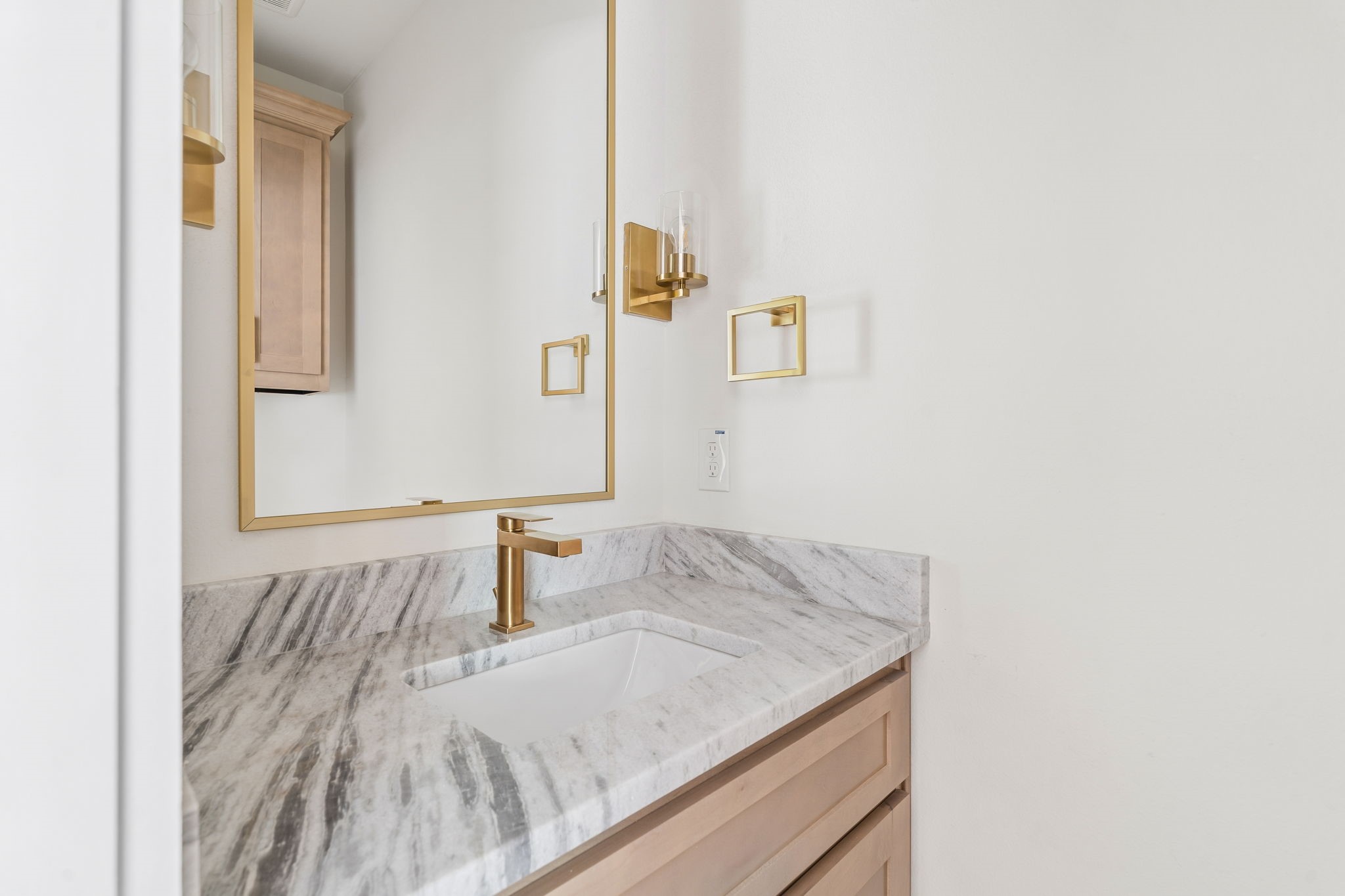 2731 Azalea Park Circle