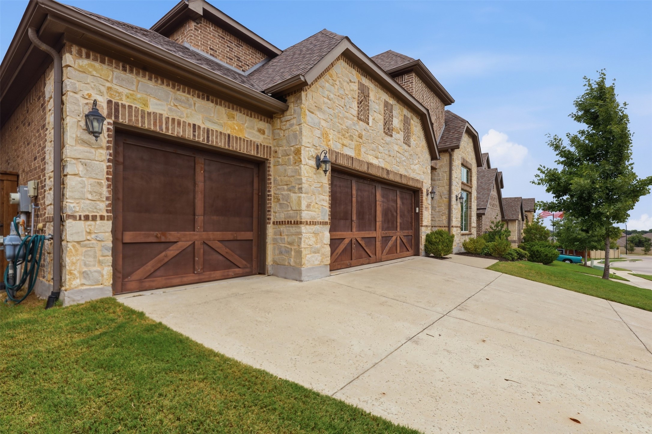 10322 Trail Ridge Drive
