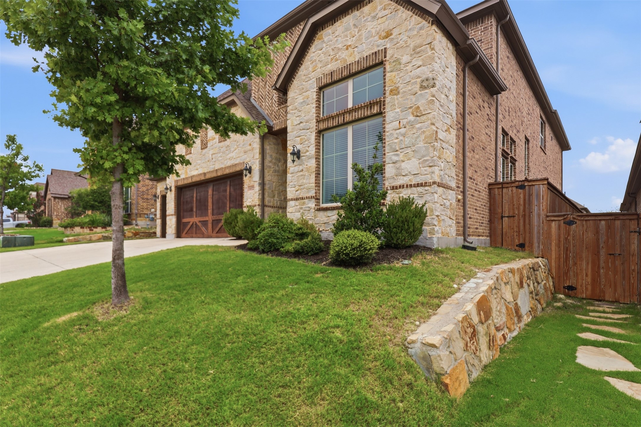 10322 Trail Ridge Drive