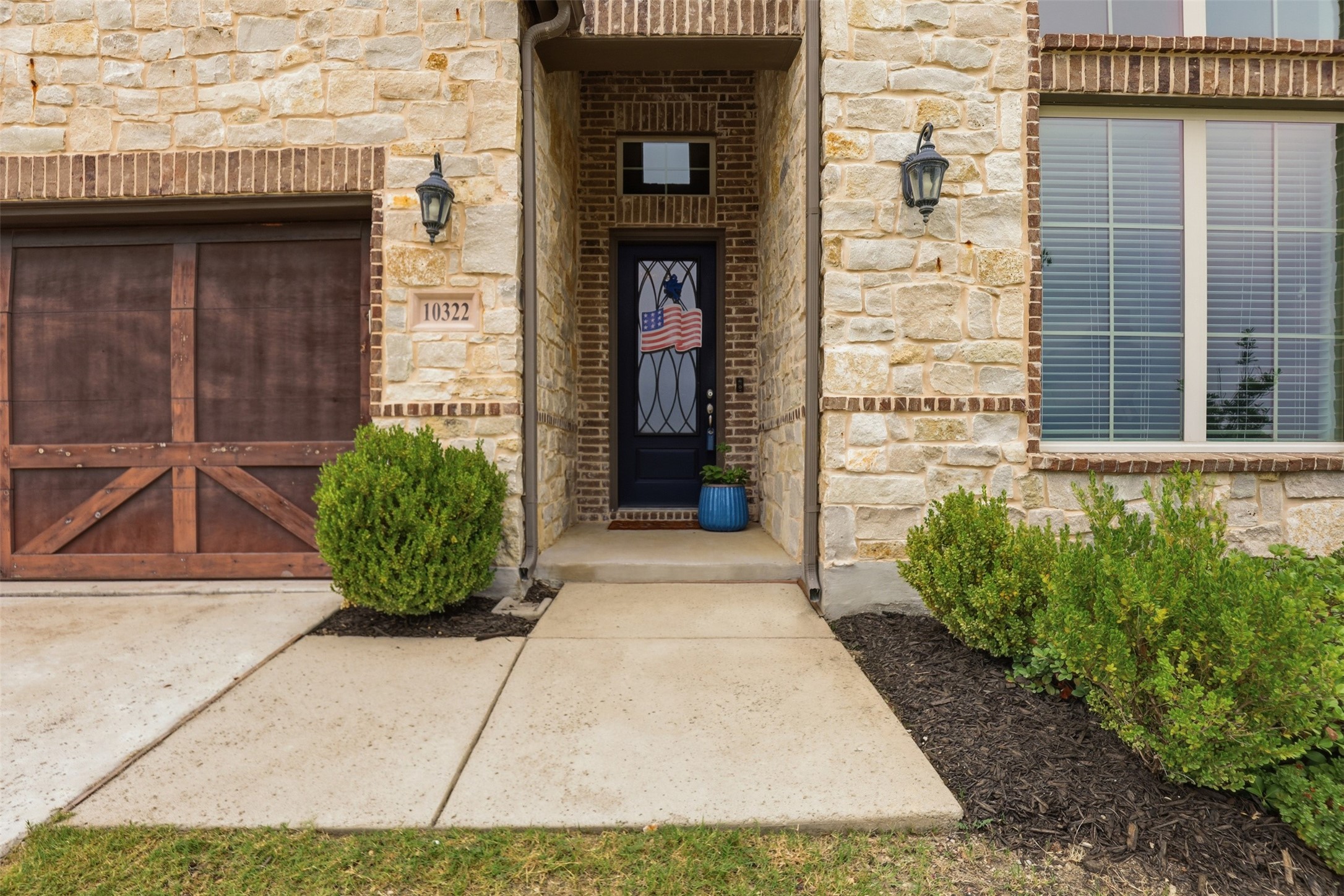 10322 Trail Ridge Drive