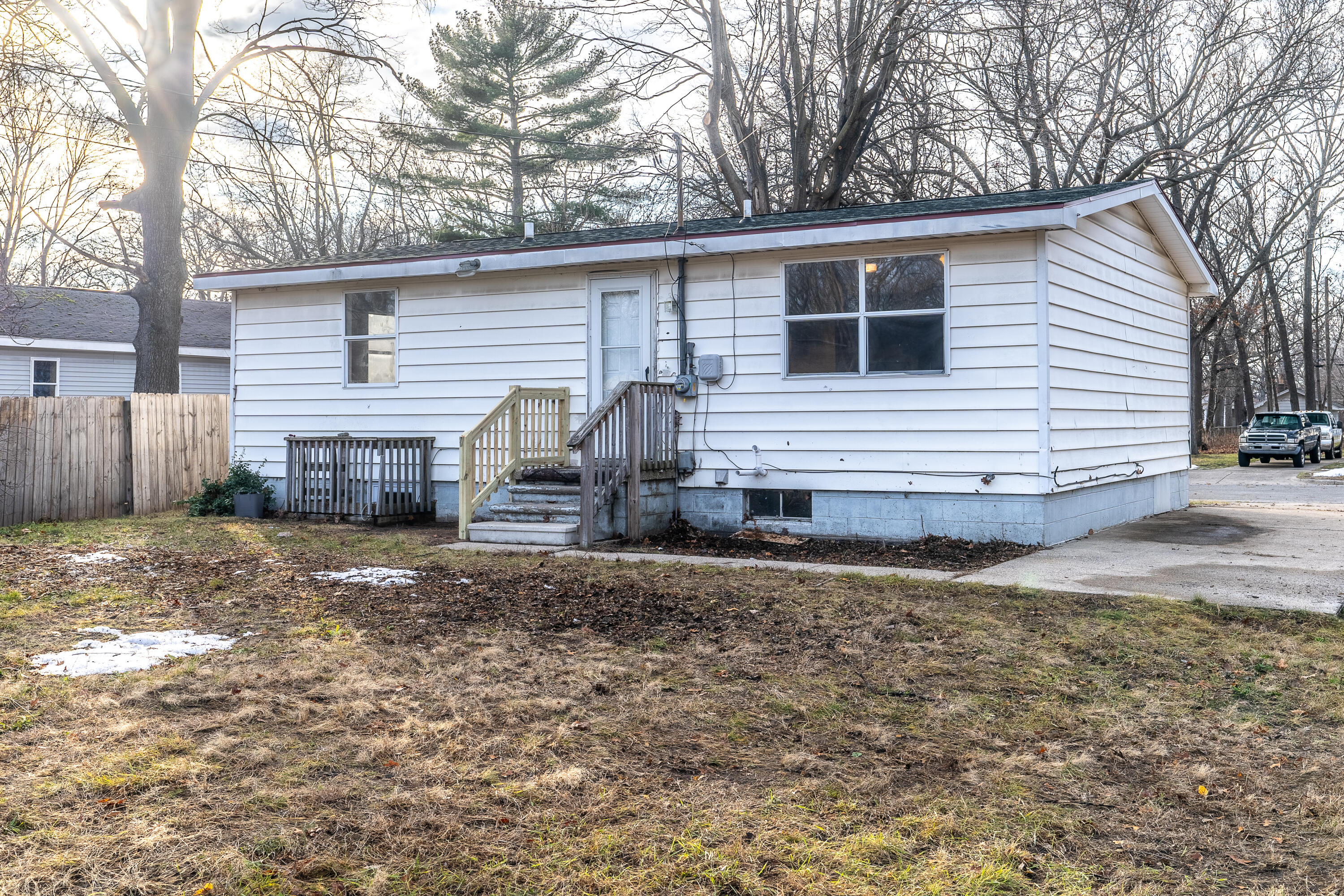 2020 Manz Street