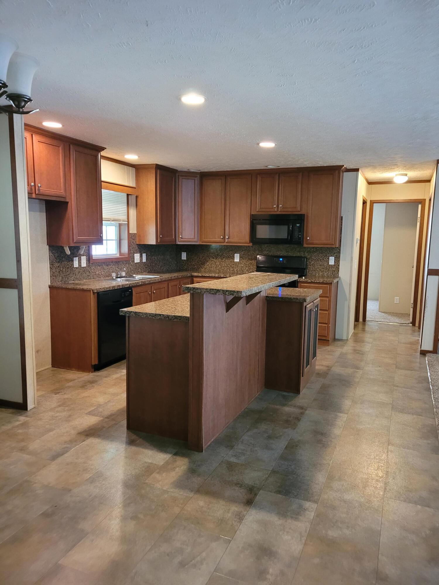 4059 Crestview Lane