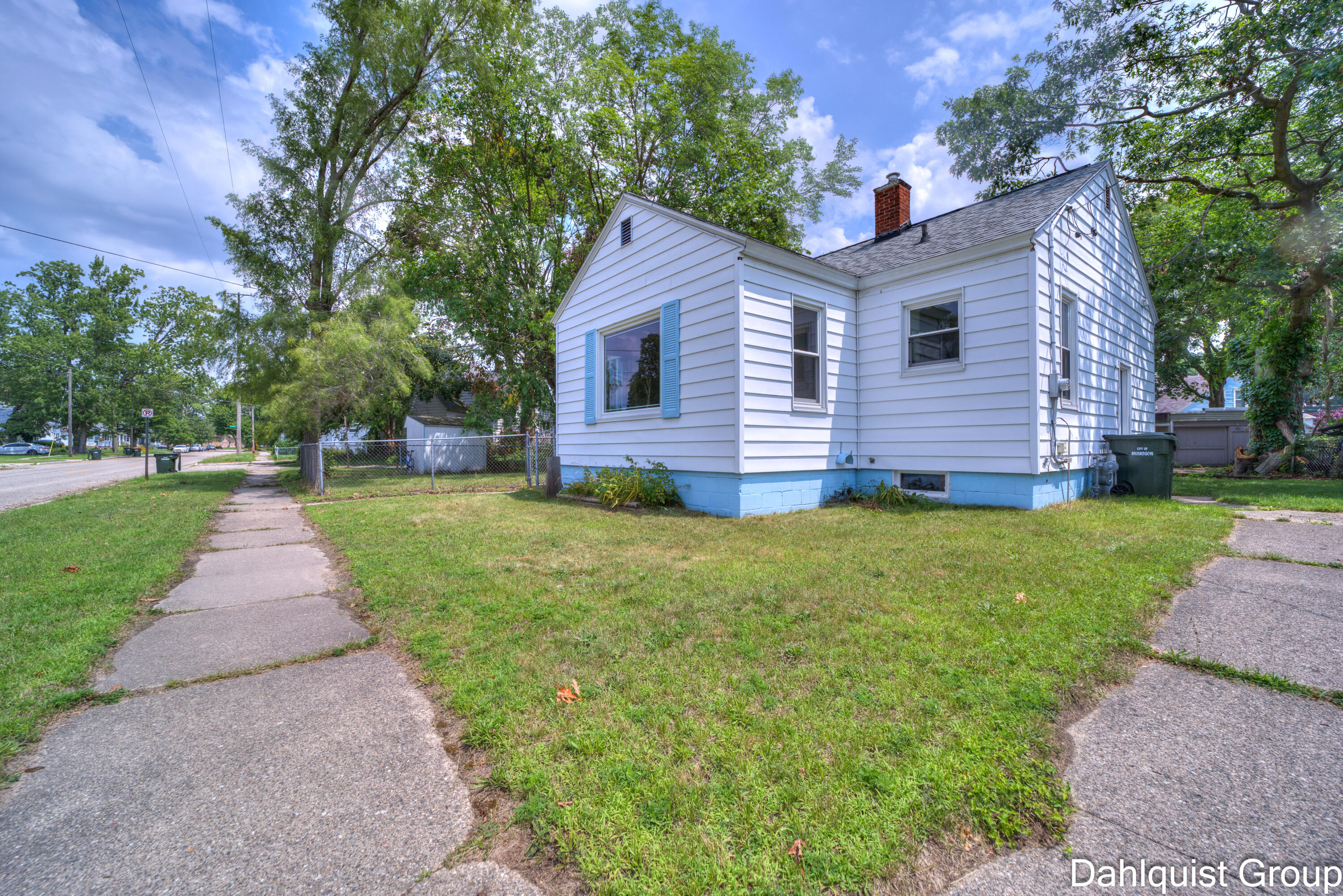 1291 Montgomery Avenue