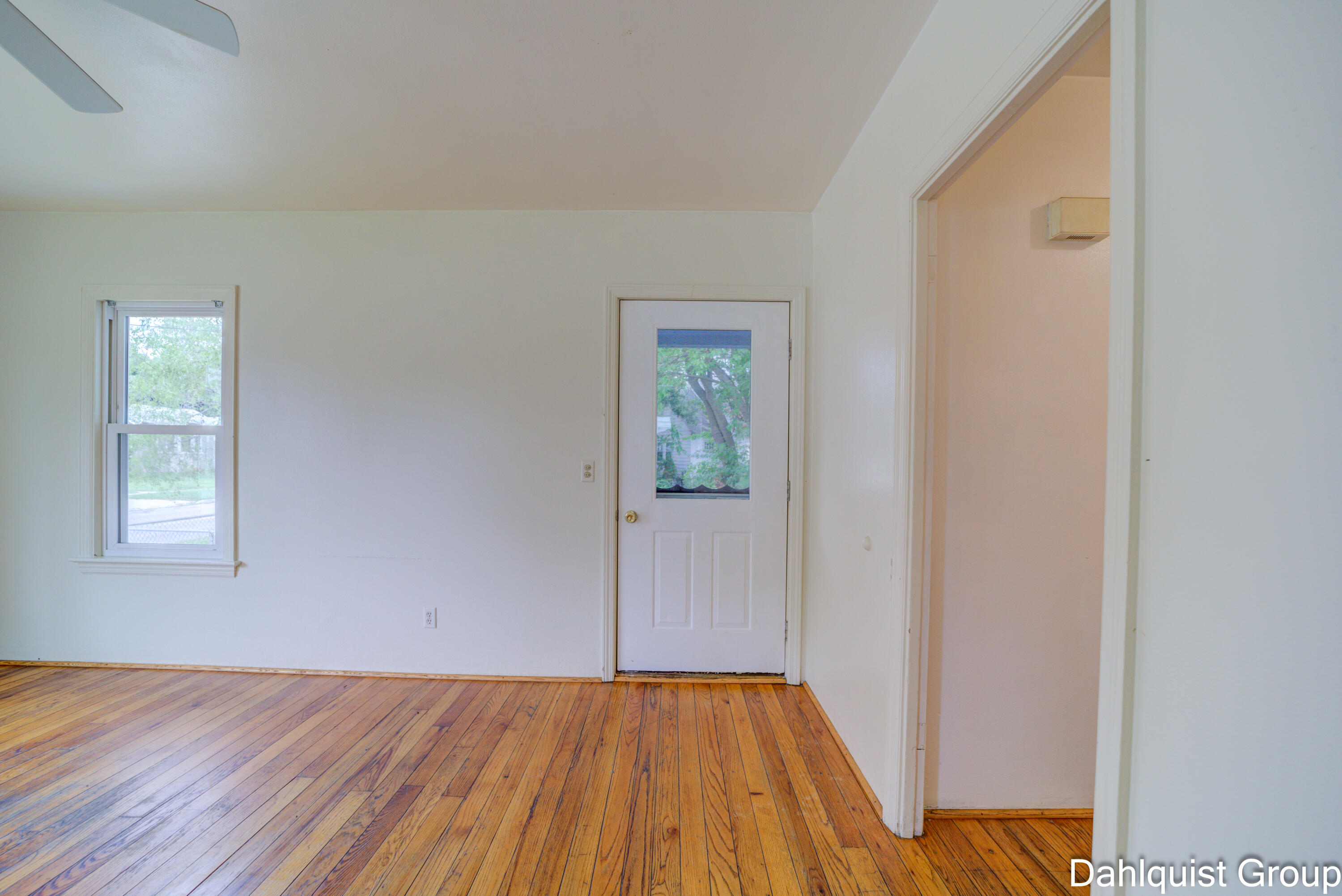 1291 Montgomery Avenue