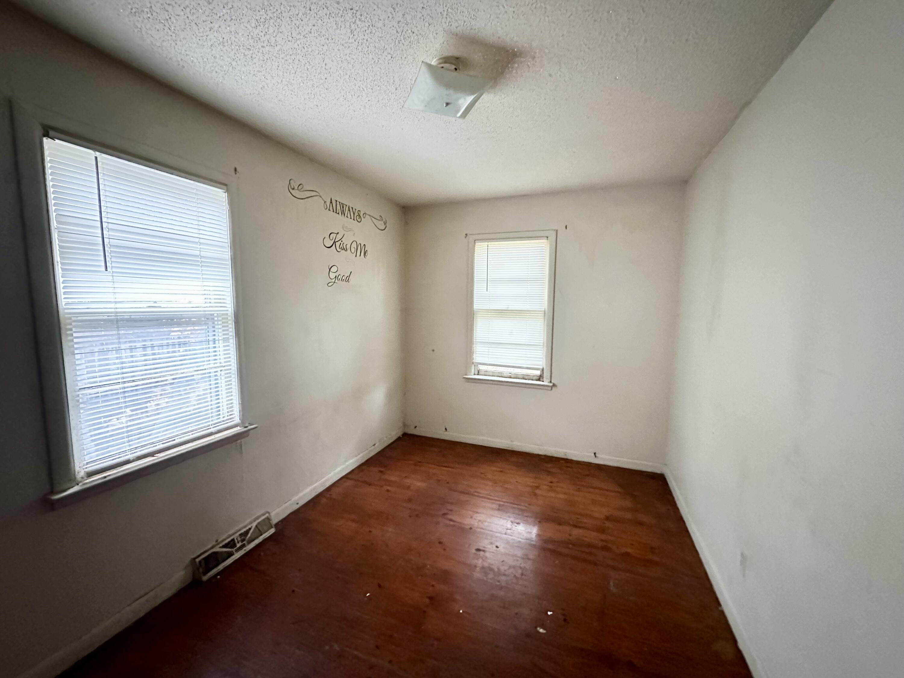 3236 8th Street