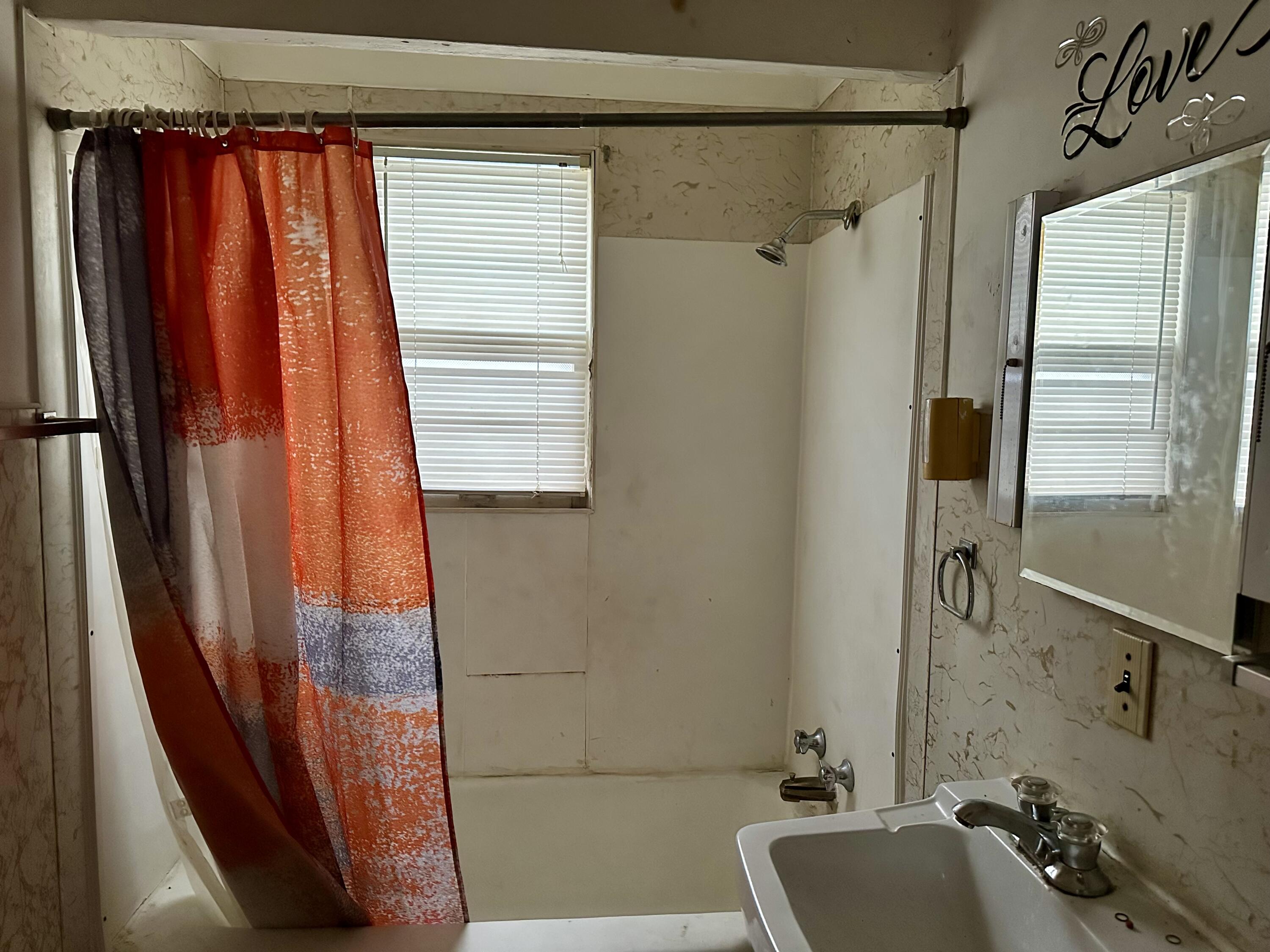3236 8th Street