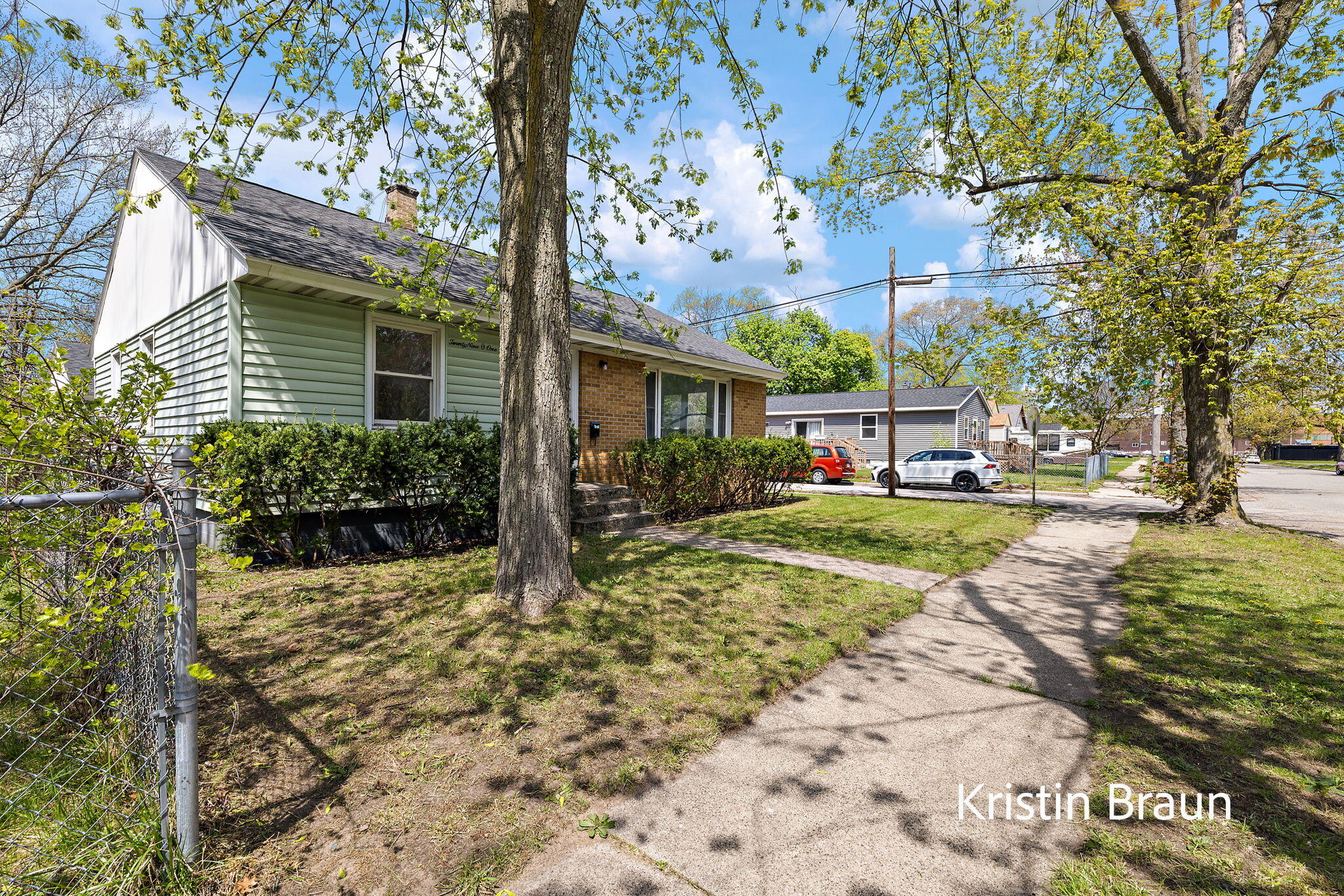 2901 Lemuel Street