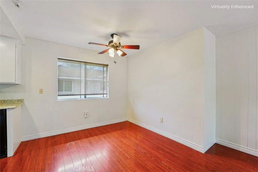 222 W Grove Street 4