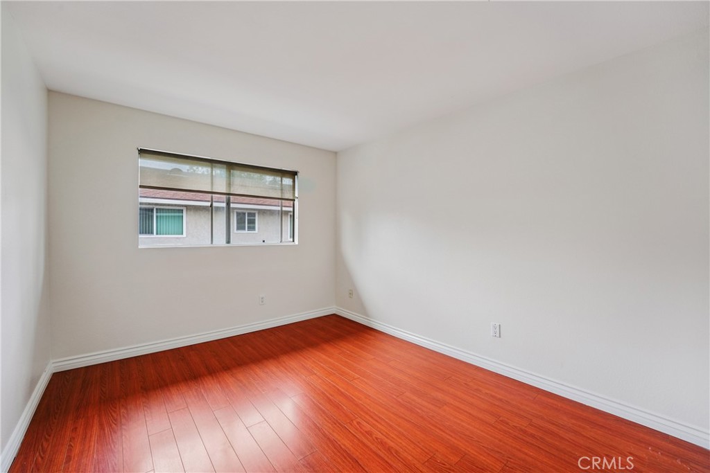 222 W Grove Street 4