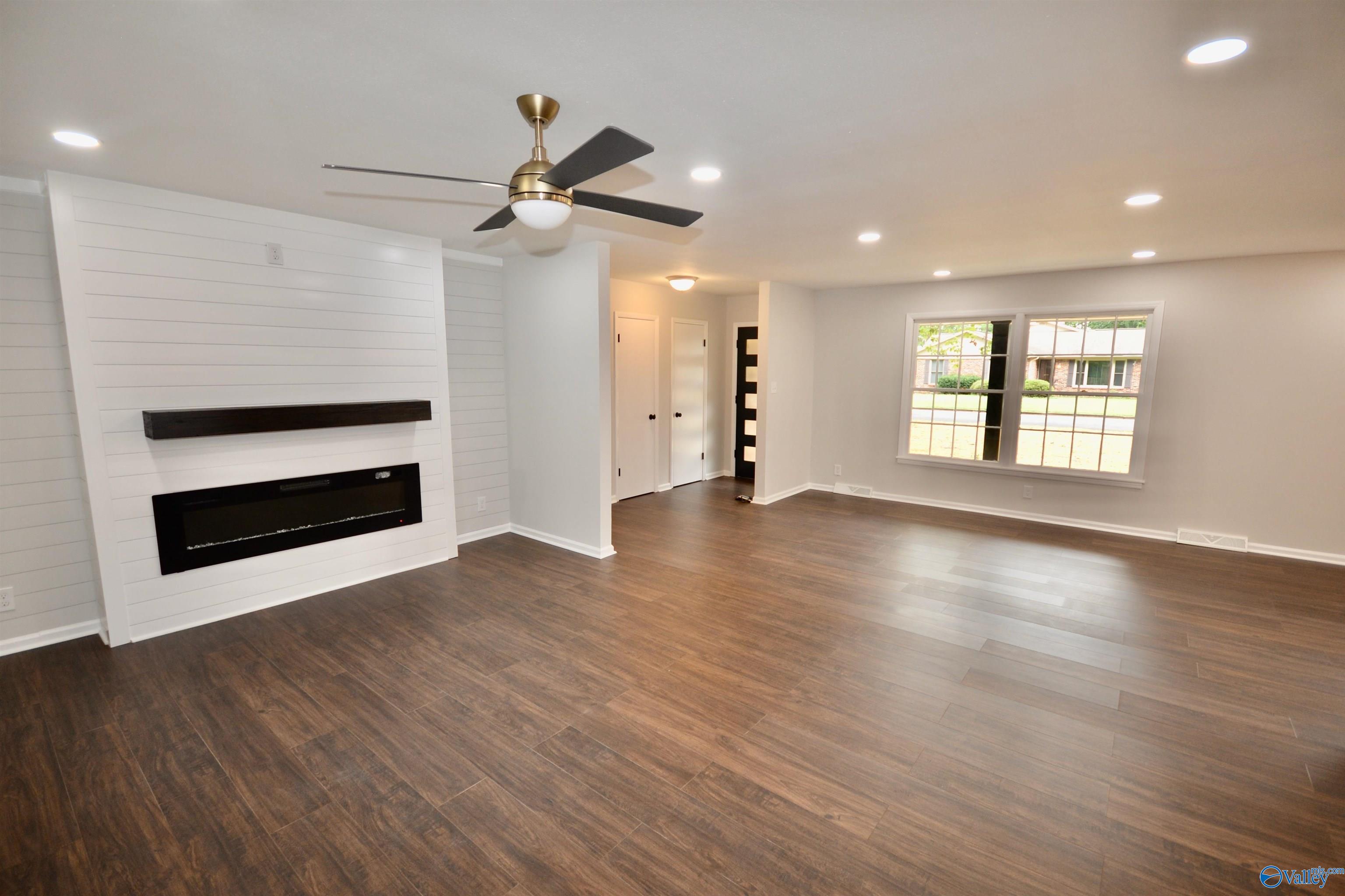 816 Annlau Avenue SE