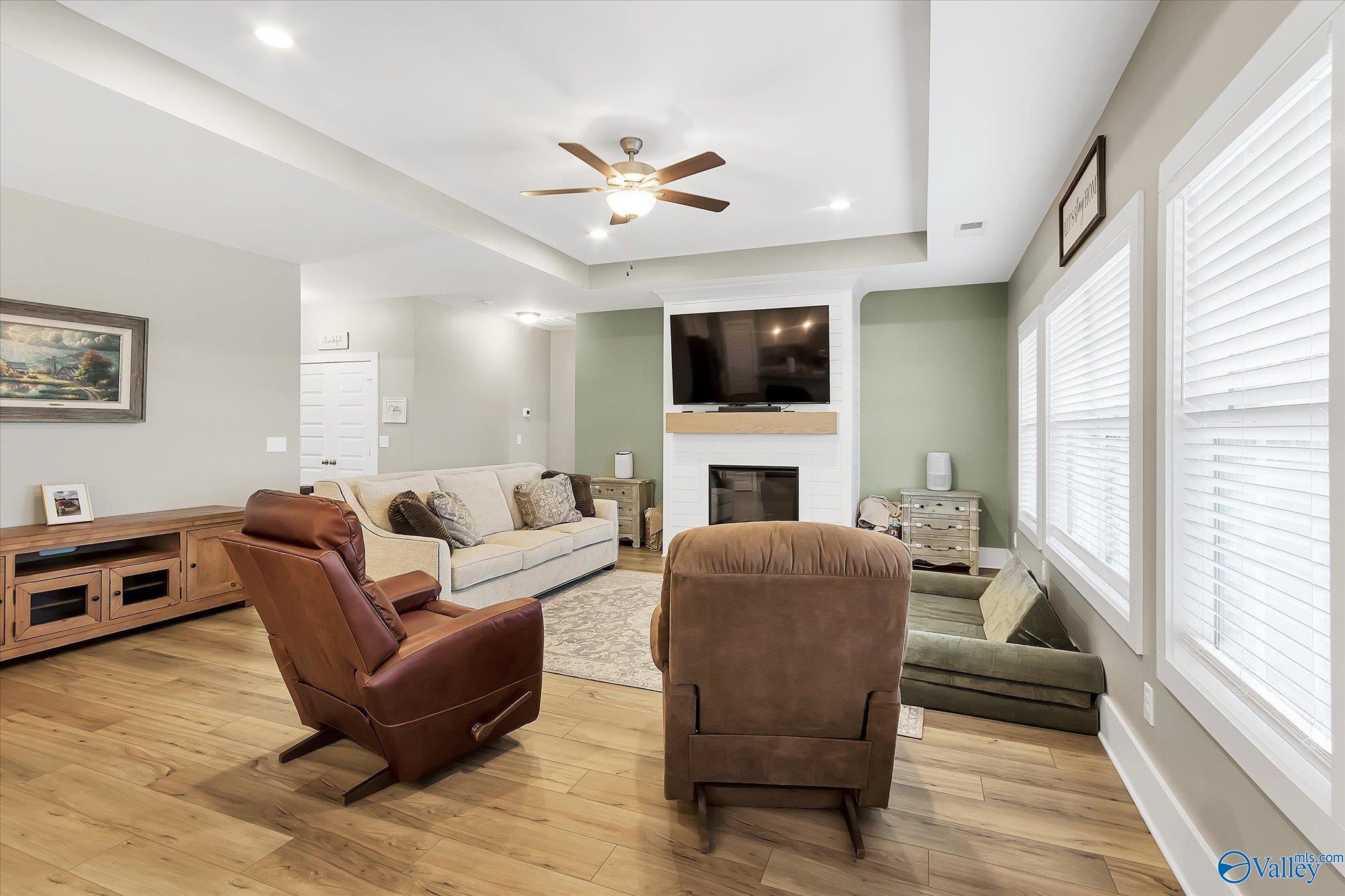154 Slade Thomas Drive