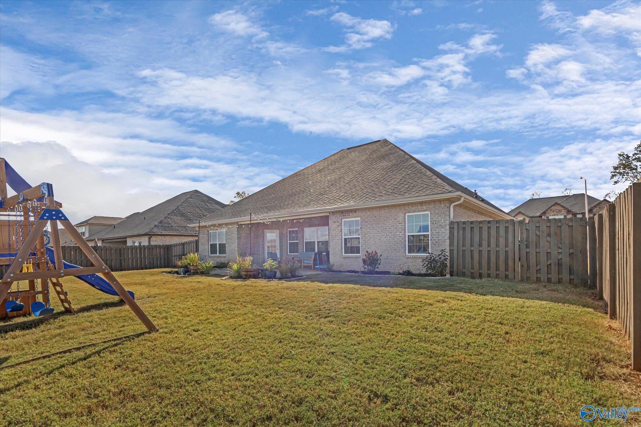 154 Slade Thomas Drive