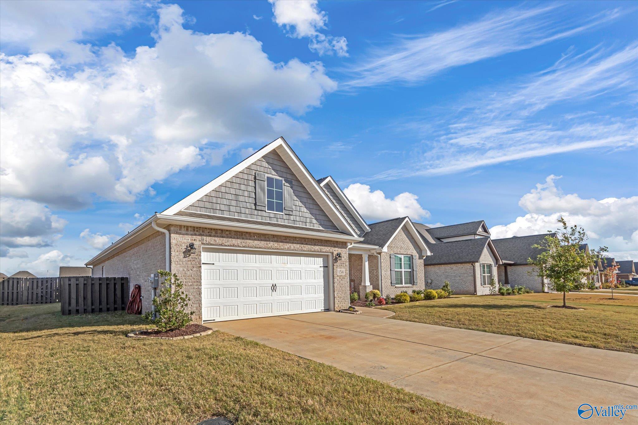 154 Slade Thomas Drive