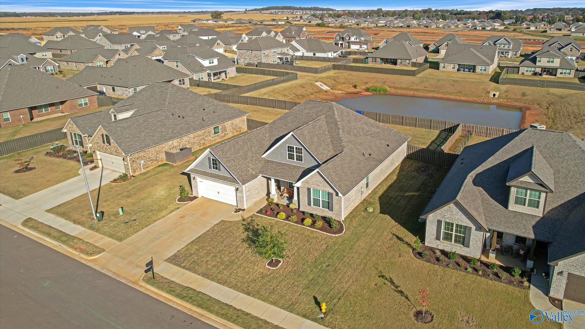 154 Slade Thomas Drive