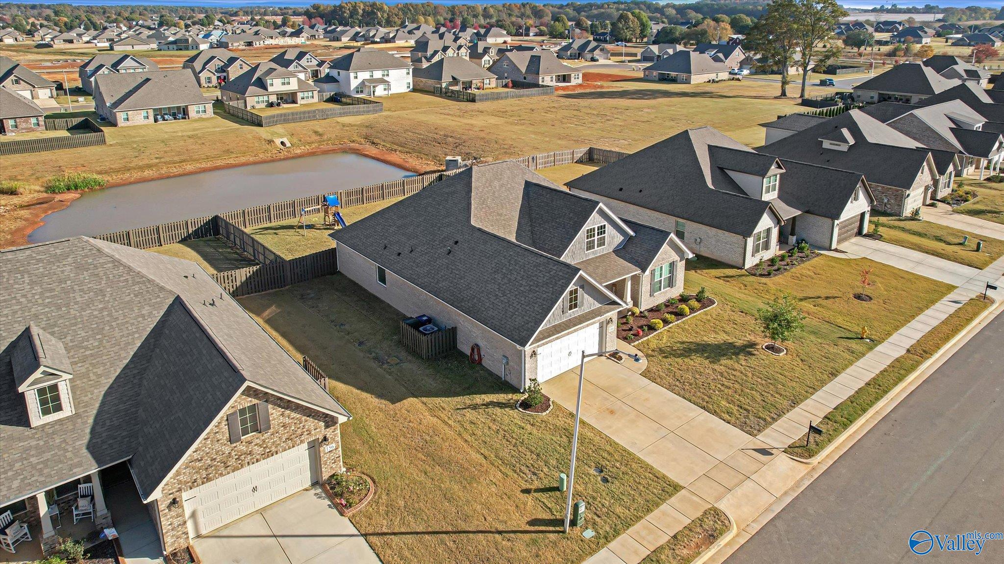 154 Slade Thomas Drive