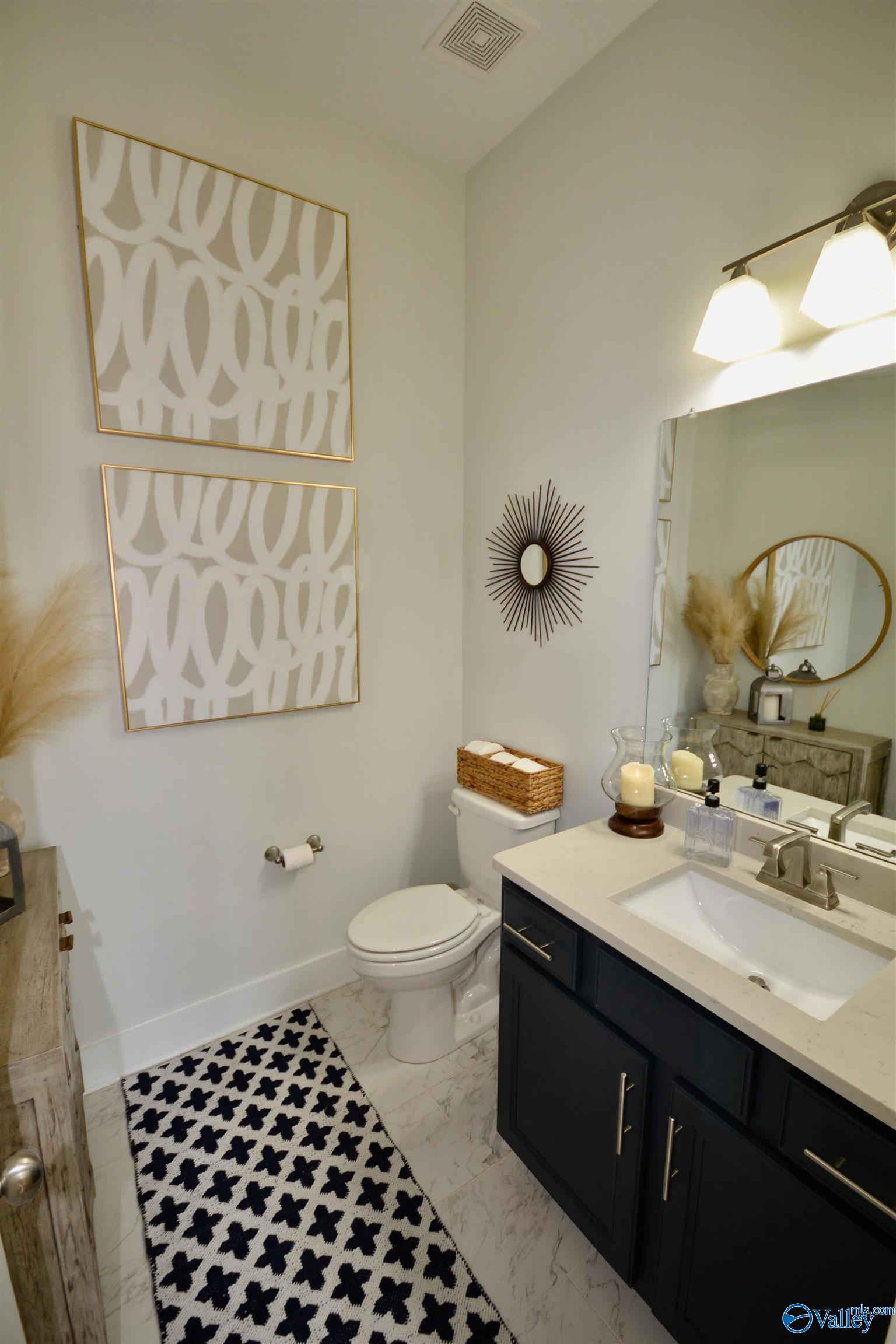 109 Hillcrest Avenue NW