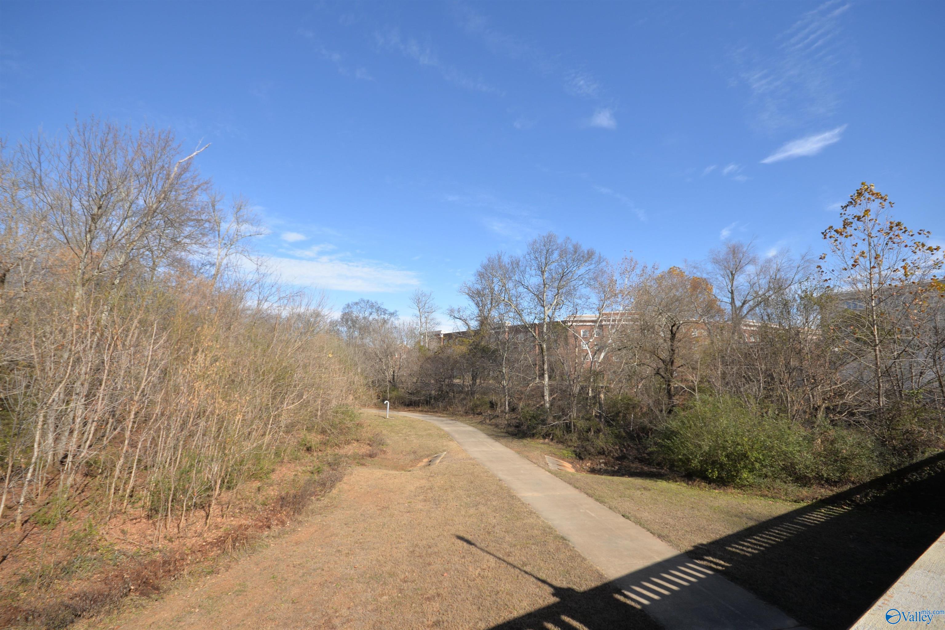 109 Hillcrest Avenue NW