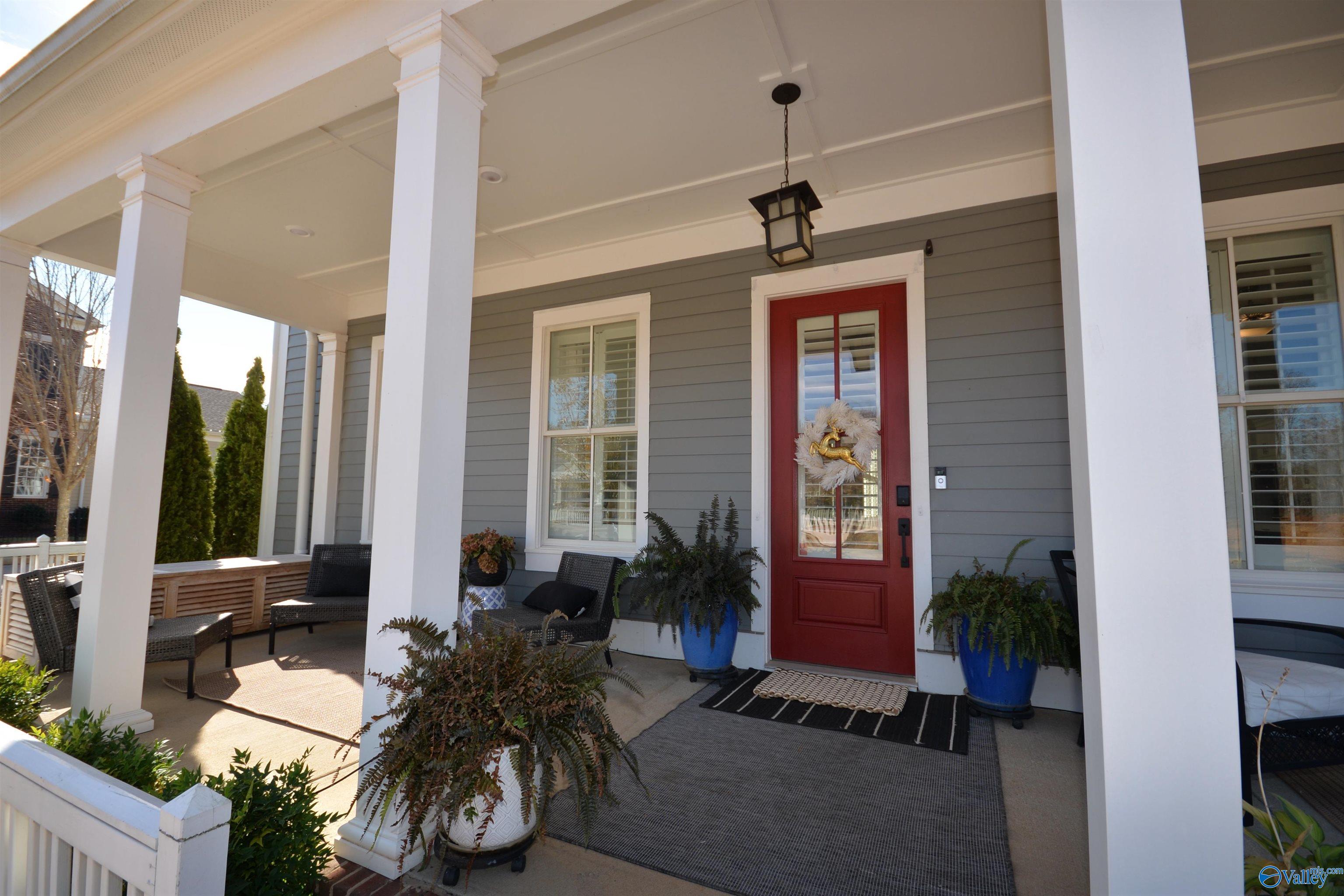 109 Hillcrest Avenue NW