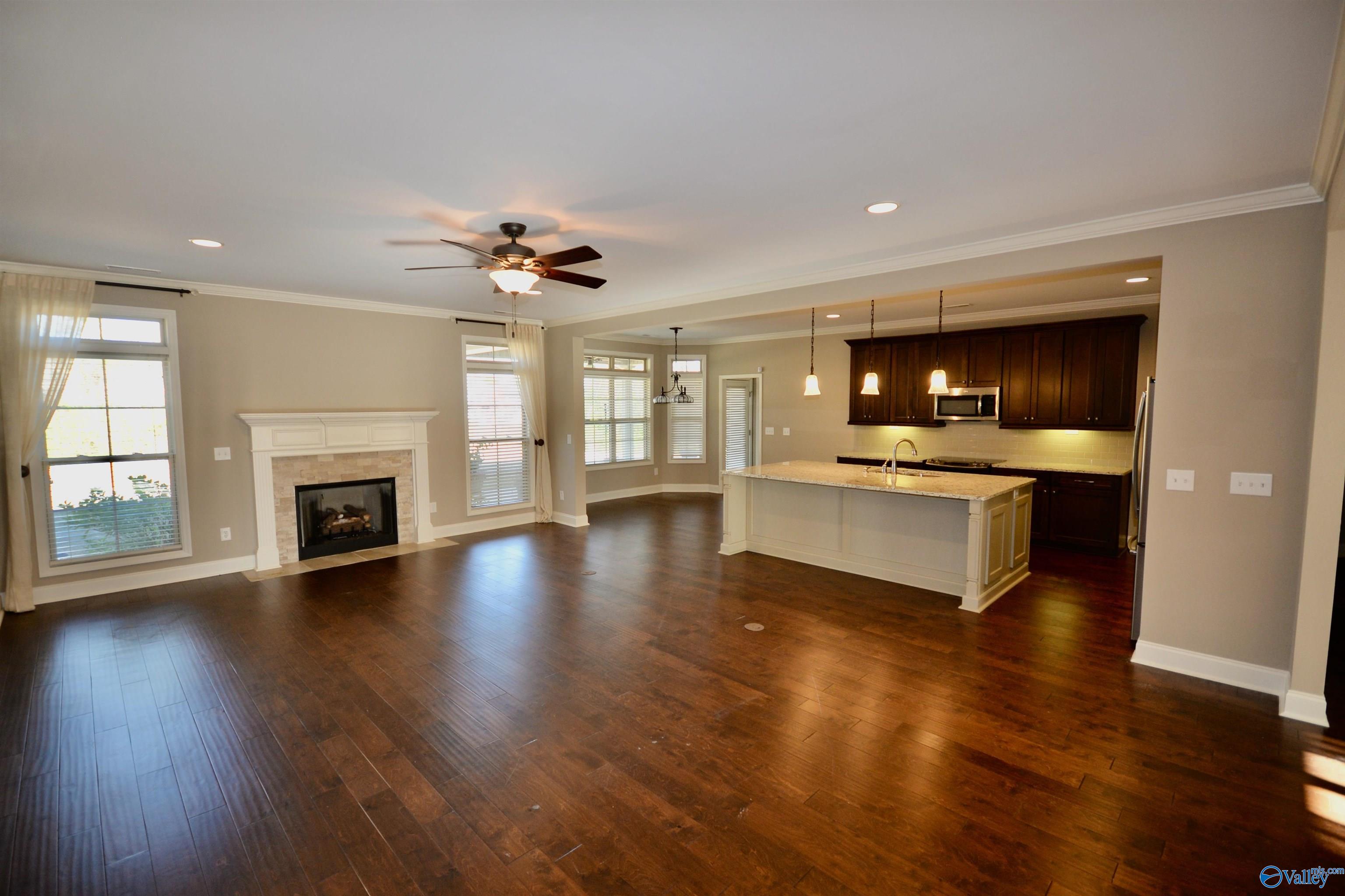 231 Trailing Creek Road NW