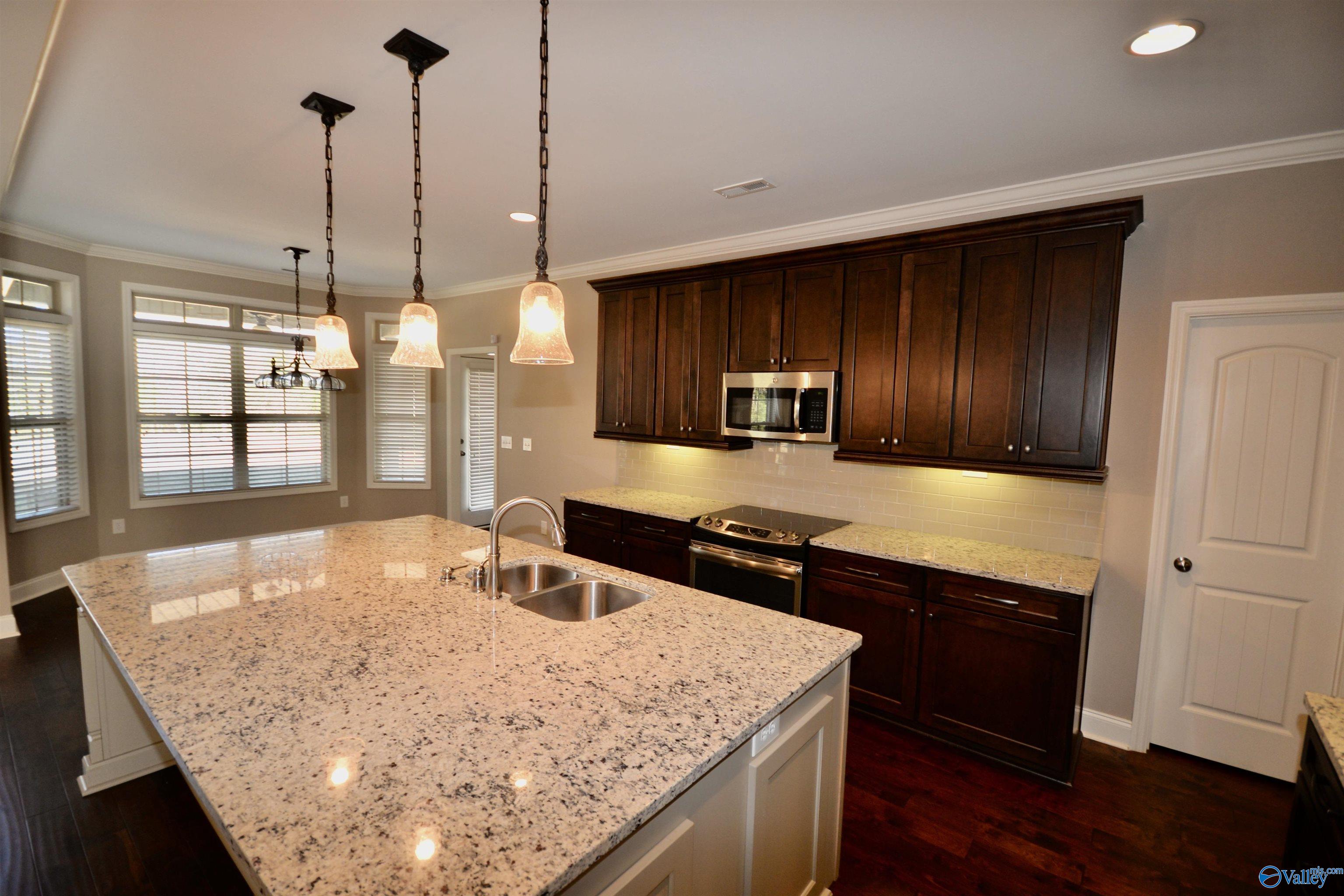 231 Trailing Creek Road NW