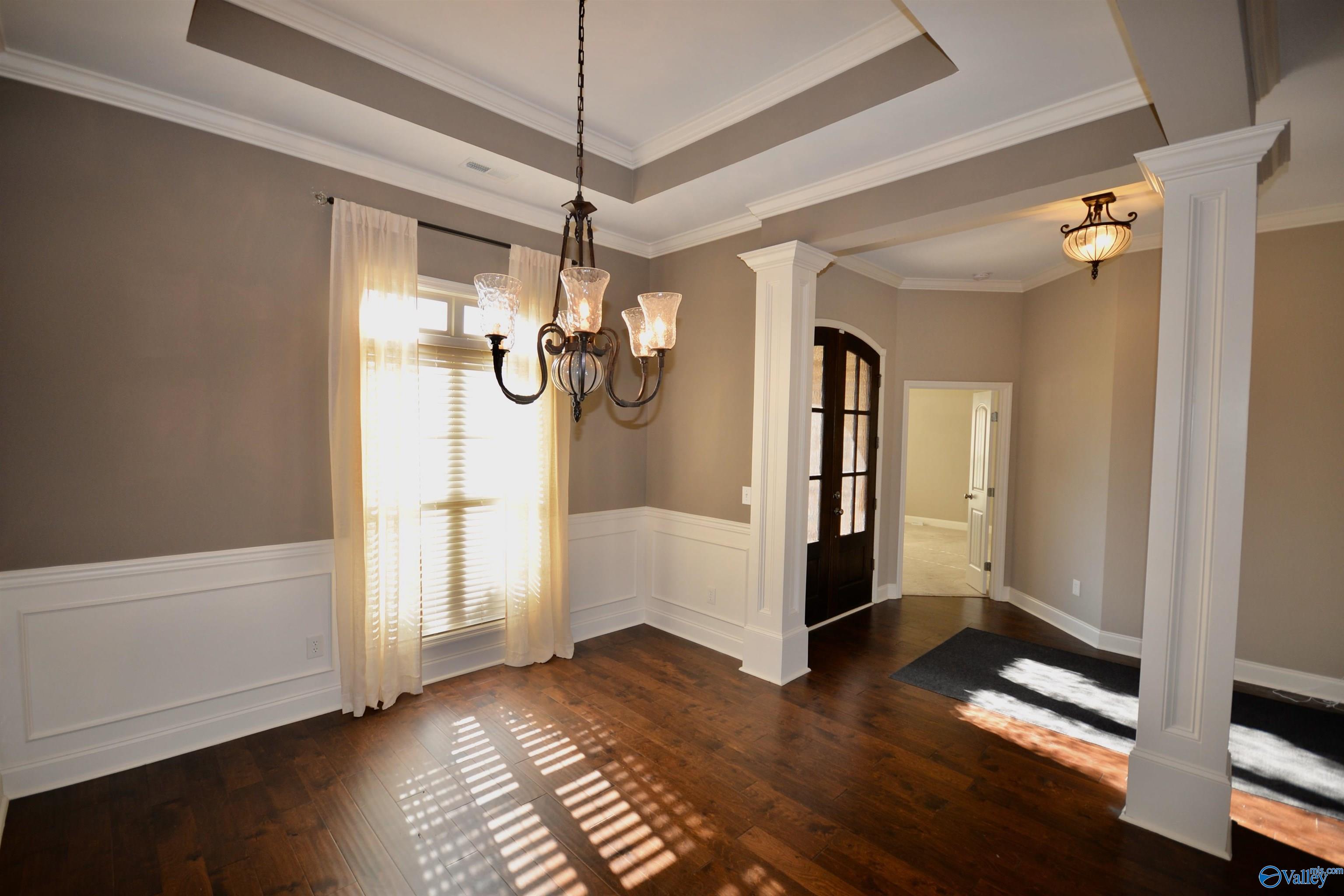 231 Trailing Creek Road NW